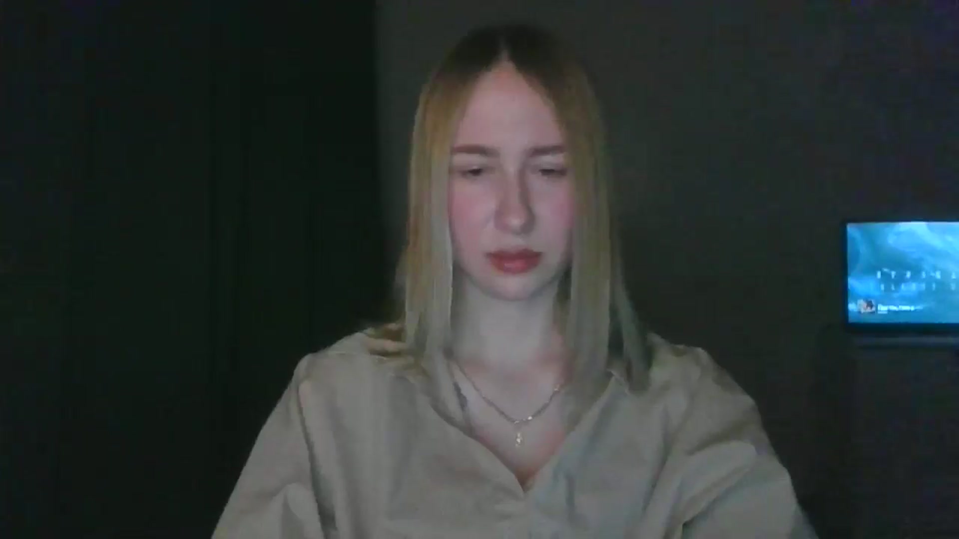 Gallery image thumbnail from Marmelade's myfreecams stream on, 03/27/2025, 22:49 image 3 of 20