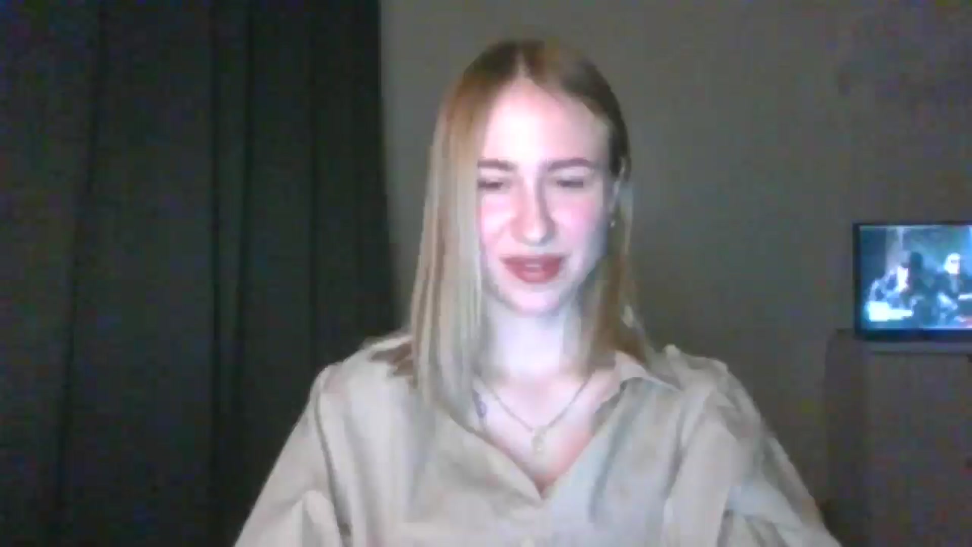Gallery image thumbnail from Marmelade's myfreecams stream on, 03/27/2025, 22:49 image 9 of 20
