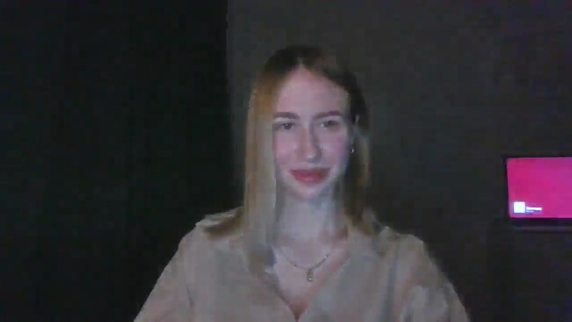 Gallery image thumbnail from Marmelade's myfreecams stream on, 03/27/2025, 22:49 image 17 of 20