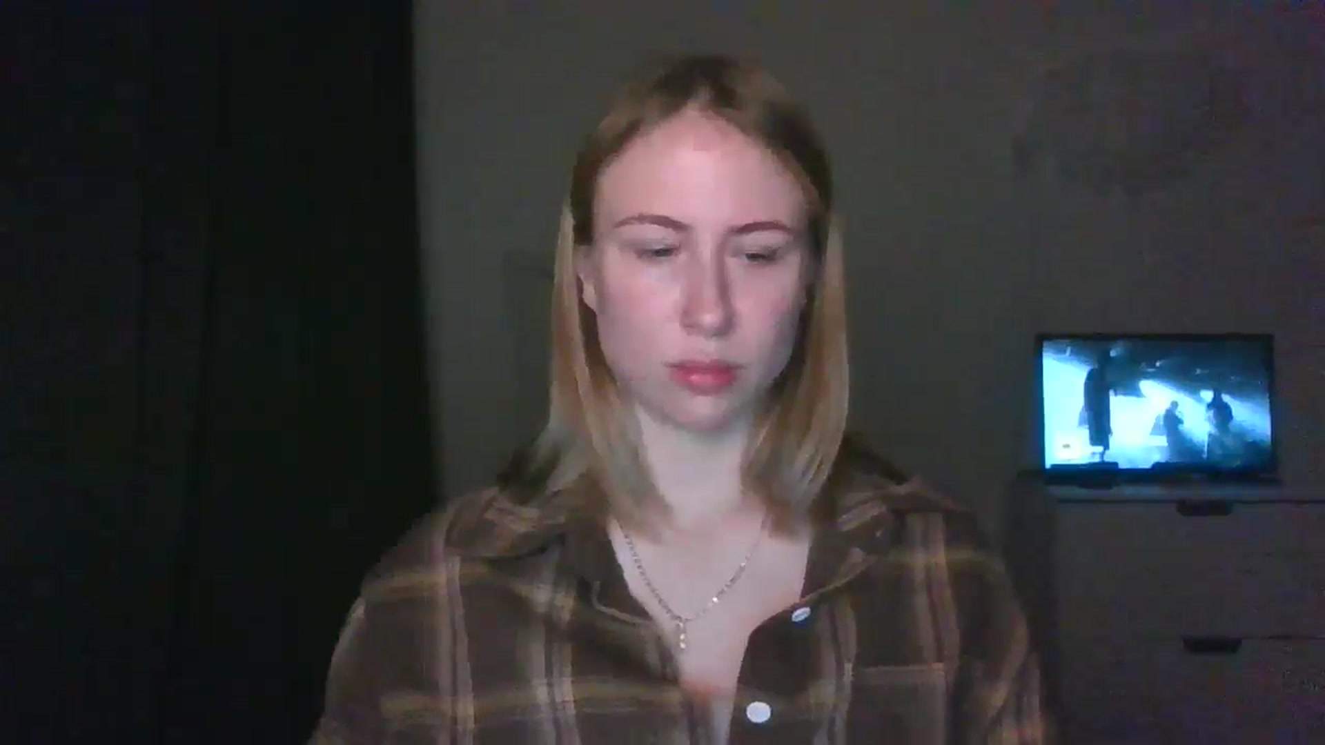 Gallery image thumbnail from Marmelade's myfreecams stream on, 03/29/2025, 23:56 image 9 of 20