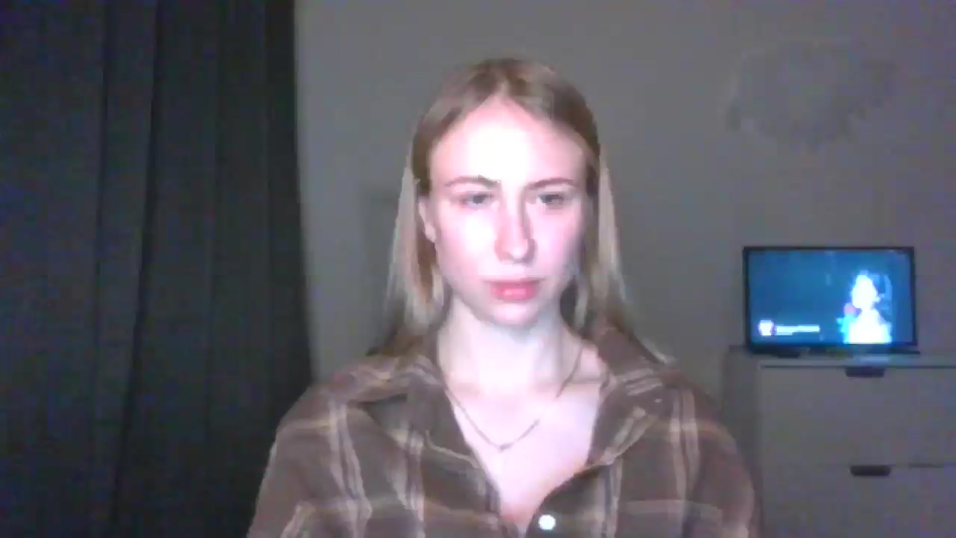 Gallery image thumbnail from Marmelade's myfreecams stream on, 03/29/2025, 23:56 image 14 of 20