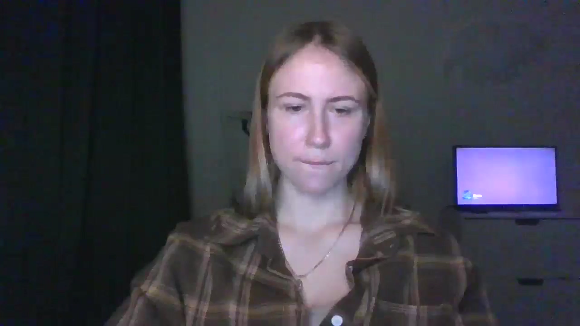 Gallery image thumbnail from Marmelade's myfreecams stream on, 03/29/2025, 23:56 image 4 of 20