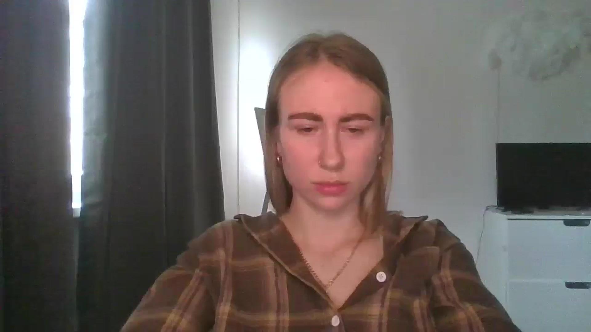 Gallery image thumbnail from Marmelade's myfreecams stream on, 03/31/2025, 11:51 image 5 of 20
