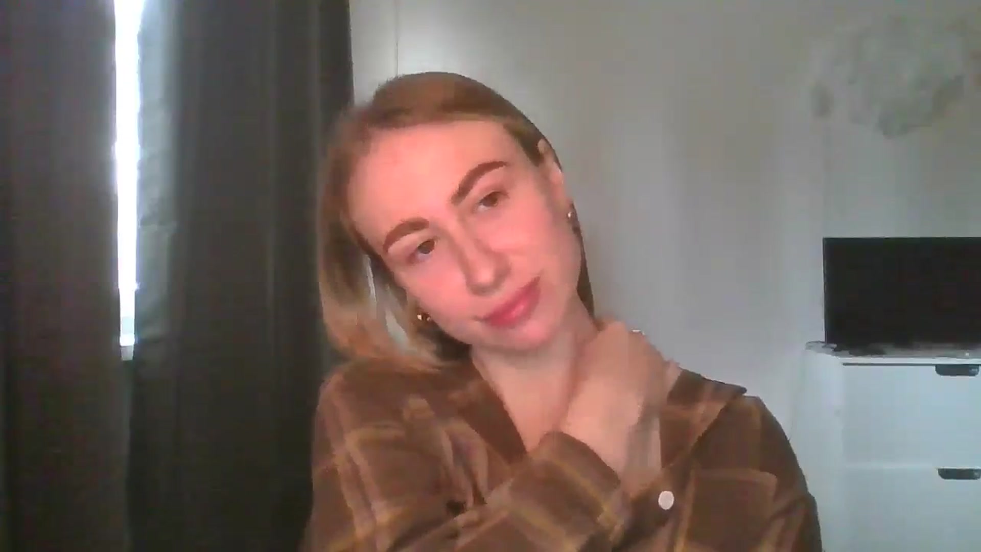 Gallery image thumbnail from Marmelade's myfreecams stream on, 03/31/2025, 11:51 image 2 of 20