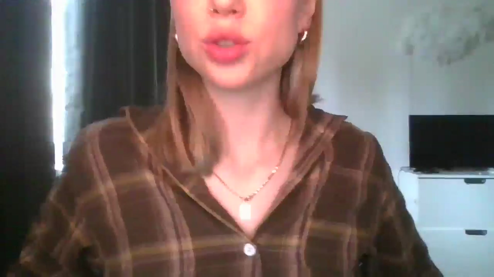 Gallery image thumbnail from Marmelade's myfreecams stream on, 03/31/2025, 11:51 image 17 of 20