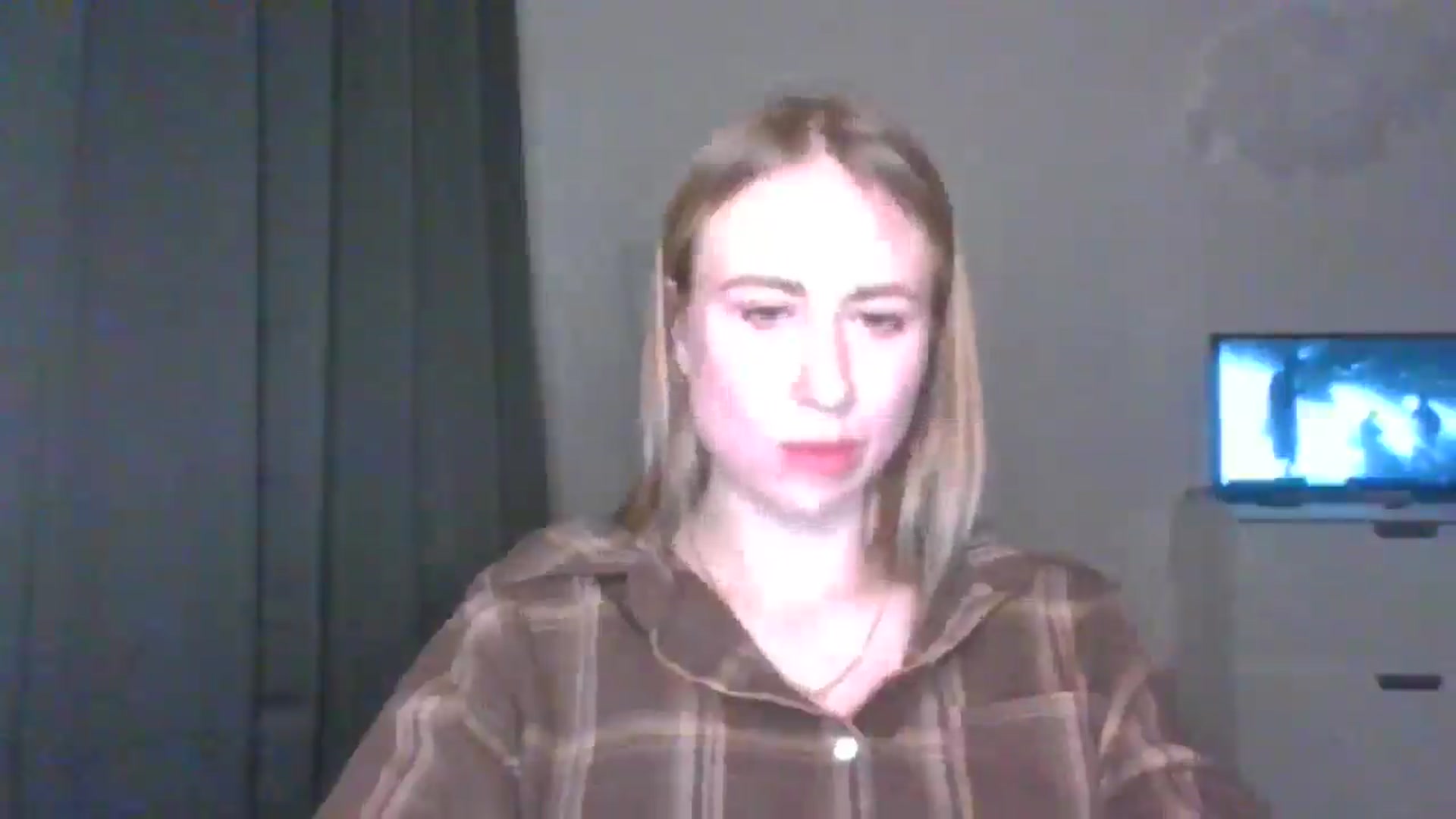 Gallery image thumbnail from Marmelade's myfreecams stream on, 04/02/2025, 21:32 image 8 of 20