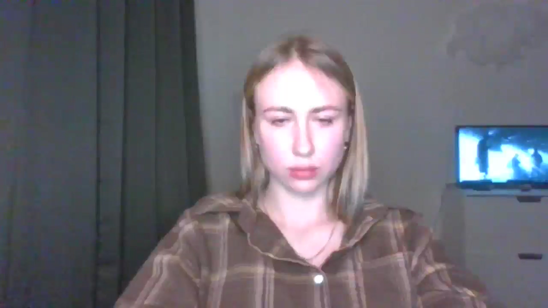 Gallery image thumbnail from Marmelade's myfreecams stream on, 04/02/2025, 21:32 image 9 of 20