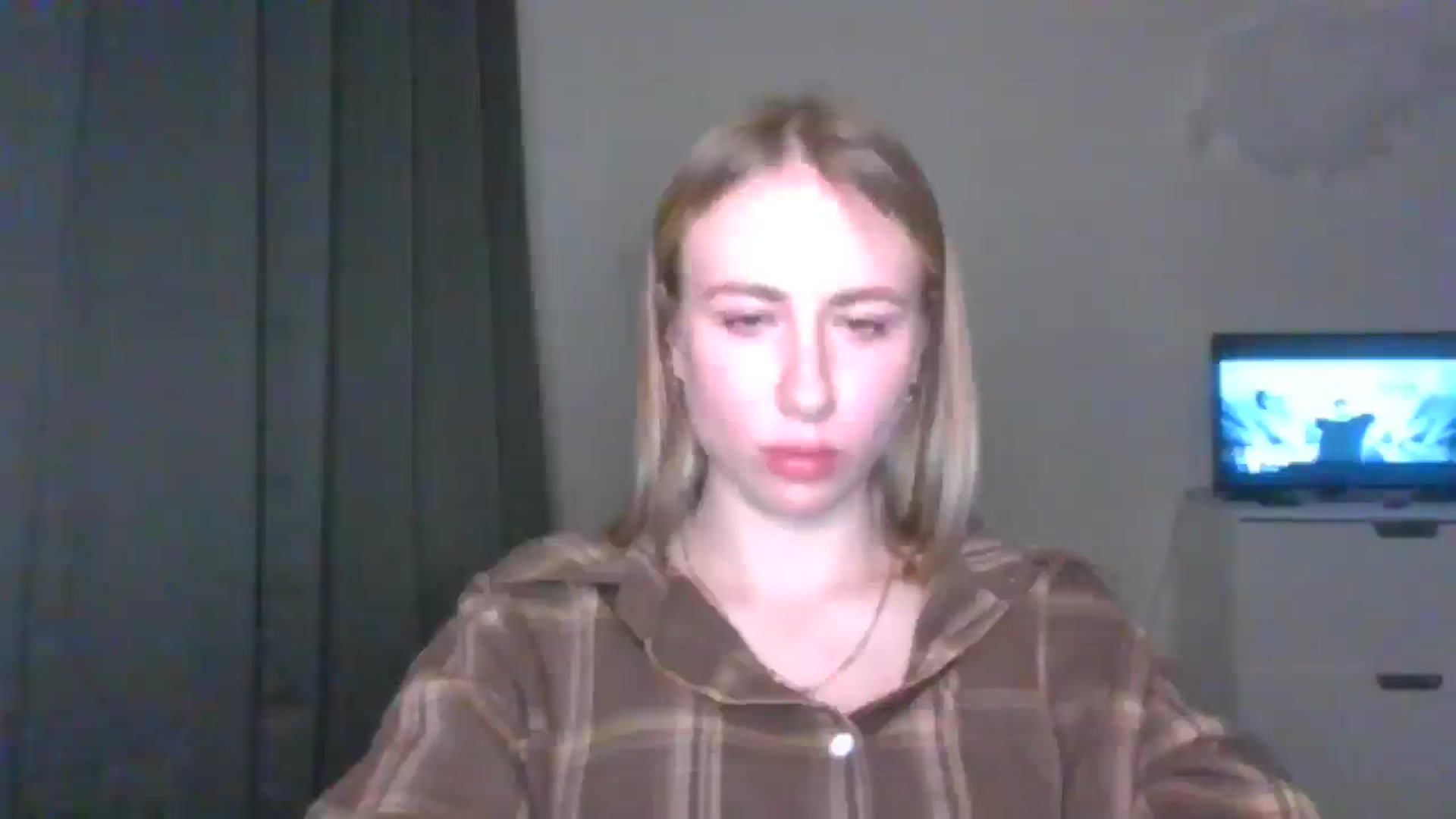 Gallery image thumbnail from Marmelade's myfreecams stream on, 04/02/2025, 21:32 image 18 of 20