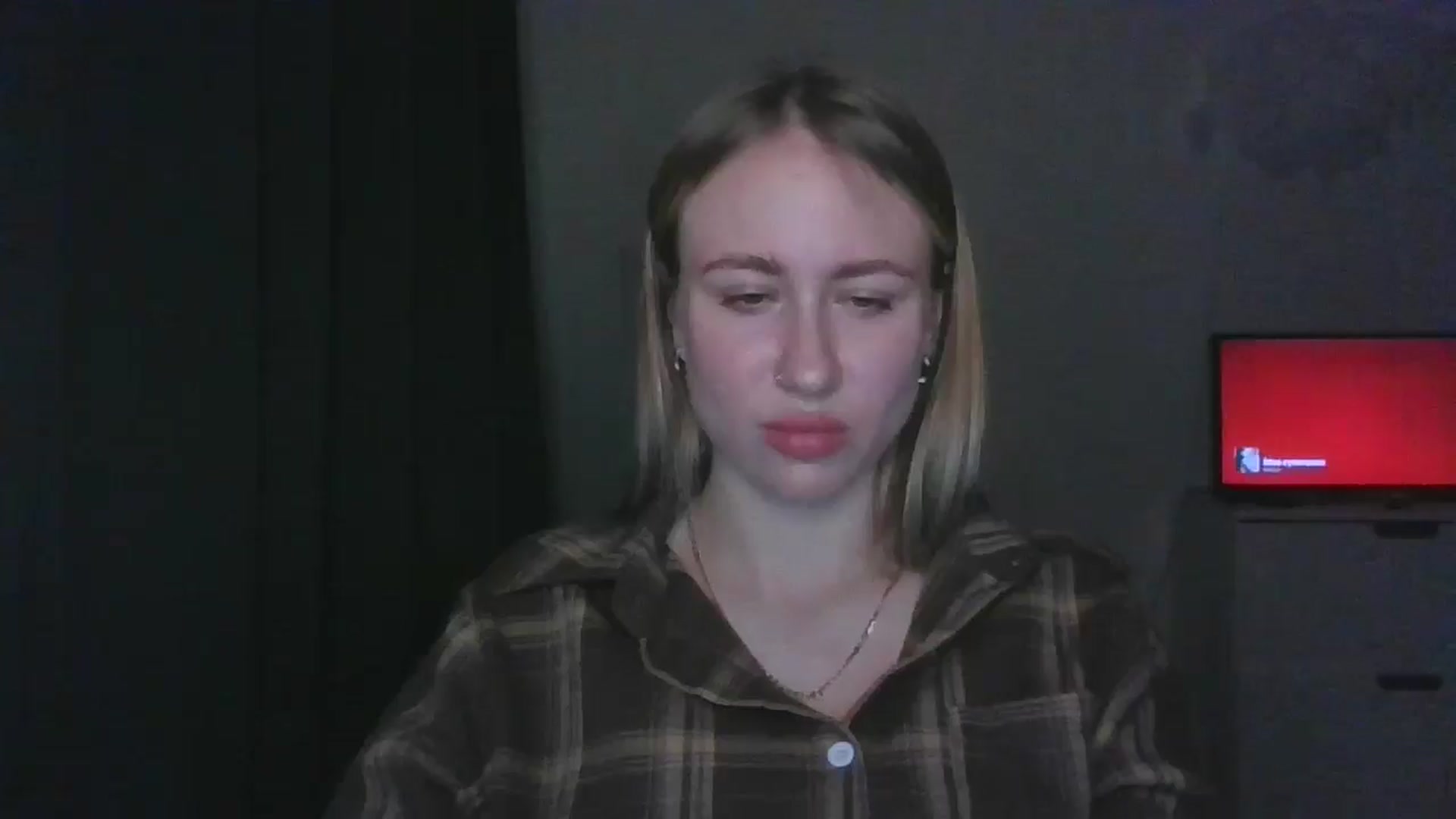 Gallery image thumbnail from Marmelade's myfreecams stream on, 04/02/2025, 21:32 image 3 of 20