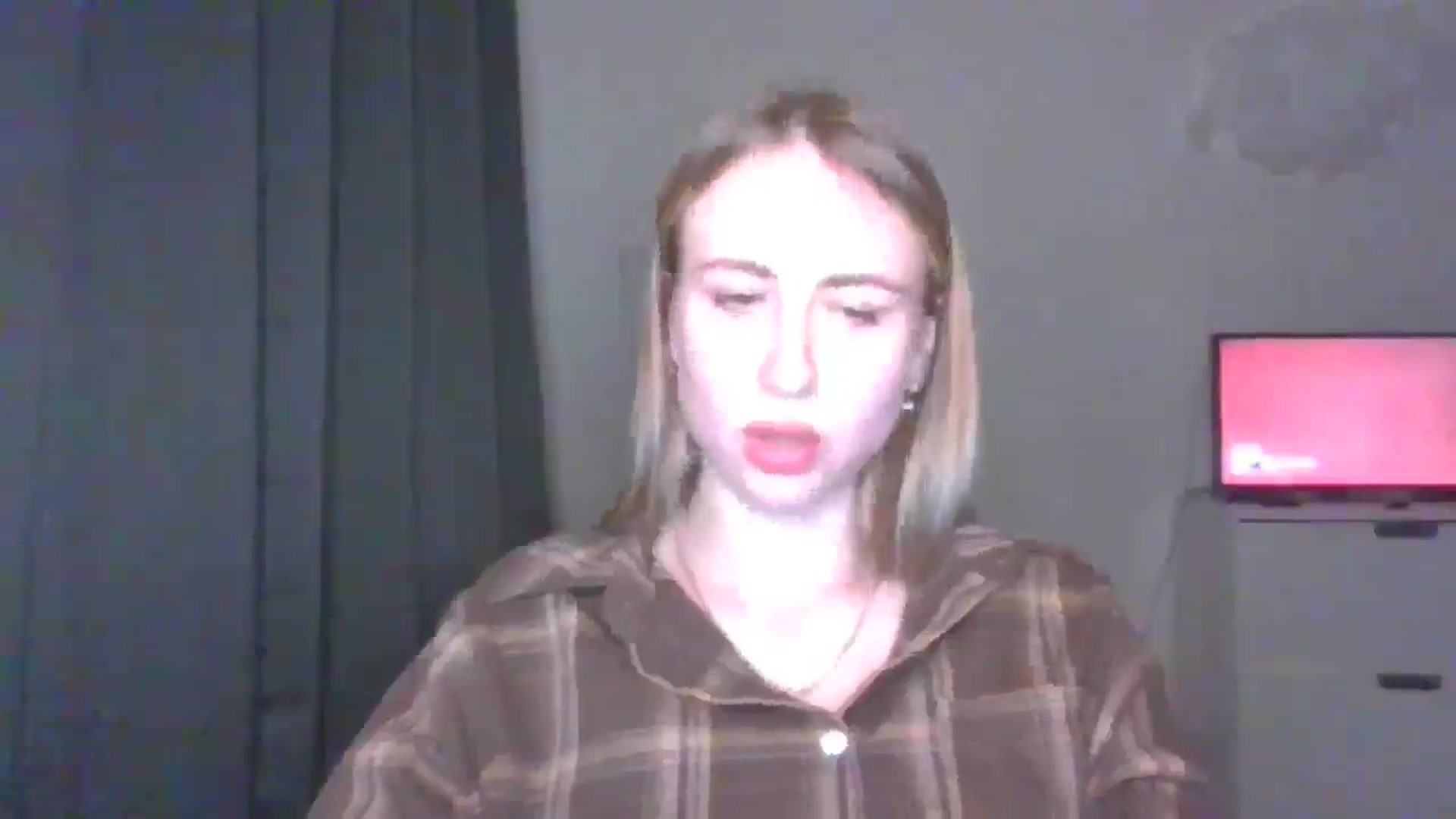 Gallery image thumbnail from Marmelade's myfreecams stream on, 04/02/2025, 21:32 image 6 of 20