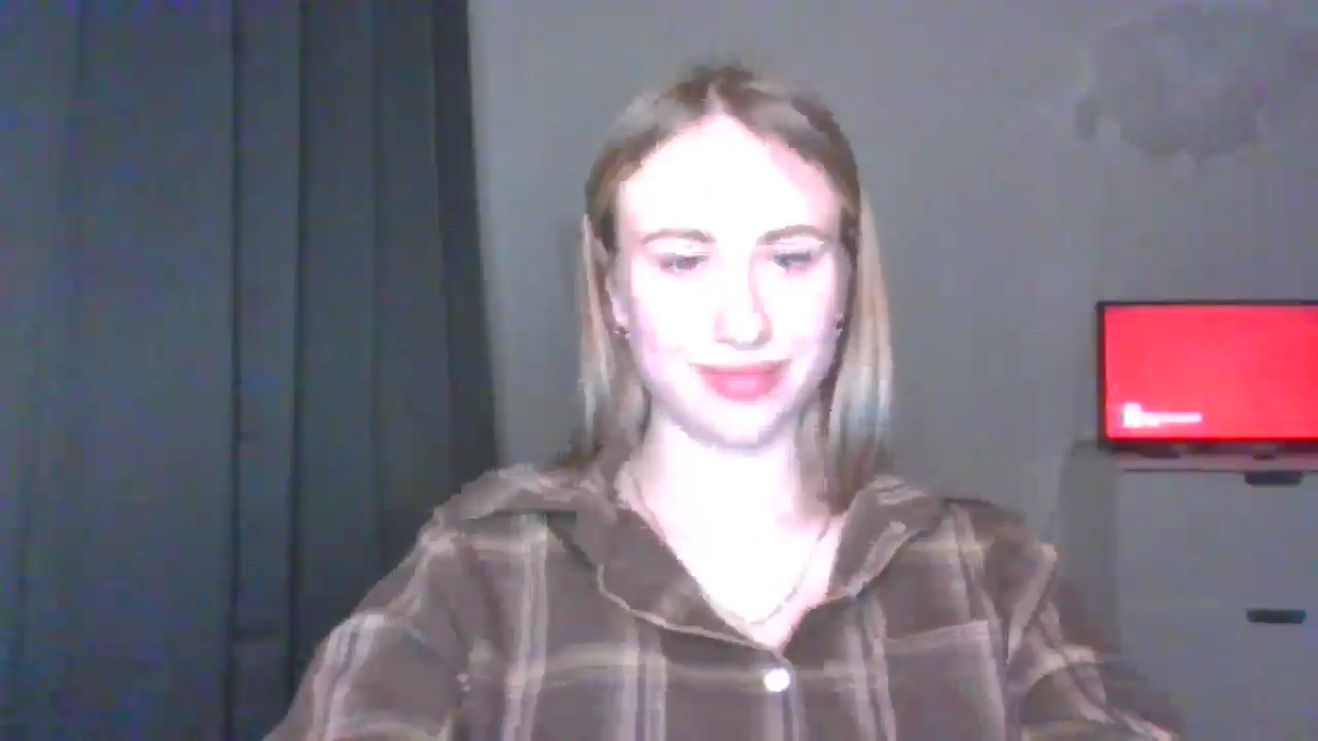 Gallery image thumbnail from Marmelade's myfreecams stream on, 04/02/2025, 21:32 image 2 of 20