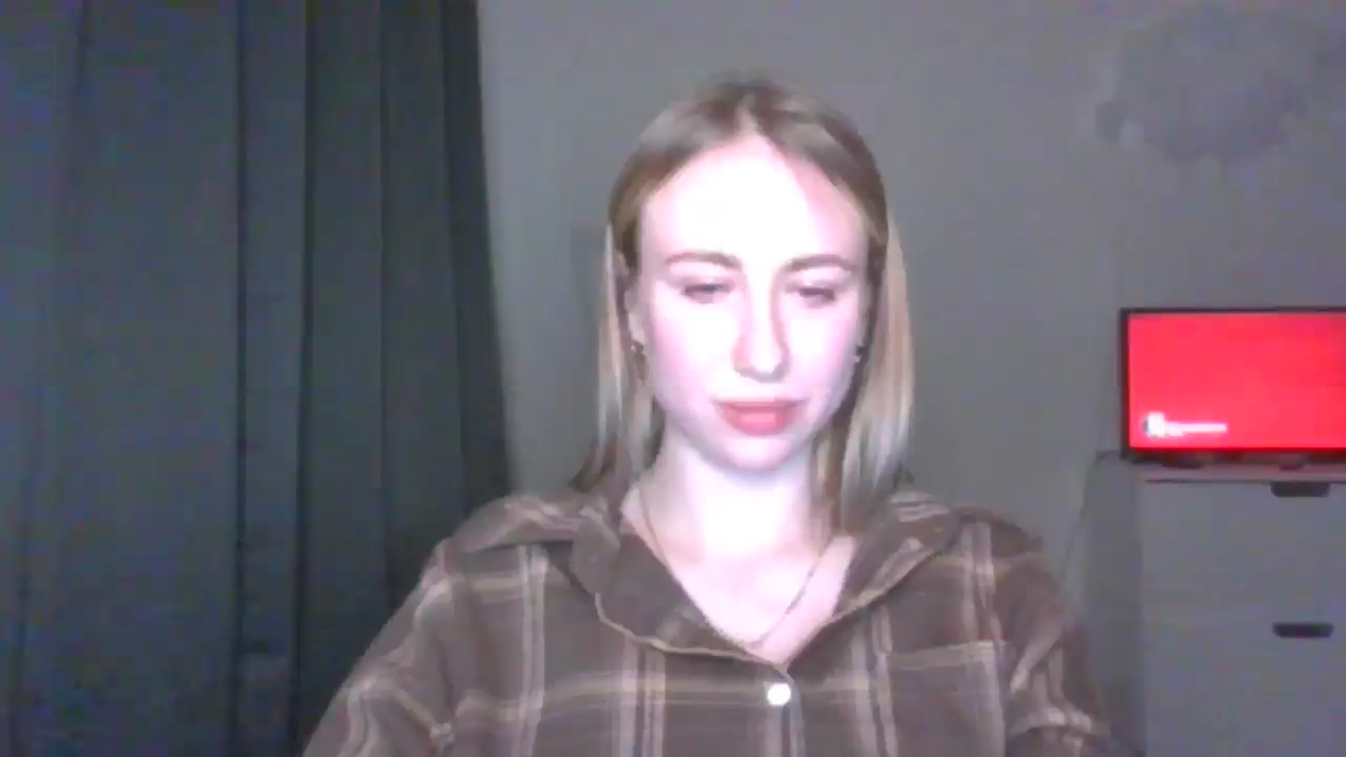 Gallery image thumbnail from Marmelade's myfreecams stream on, 04/02/2025, 21:32 image 4 of 20