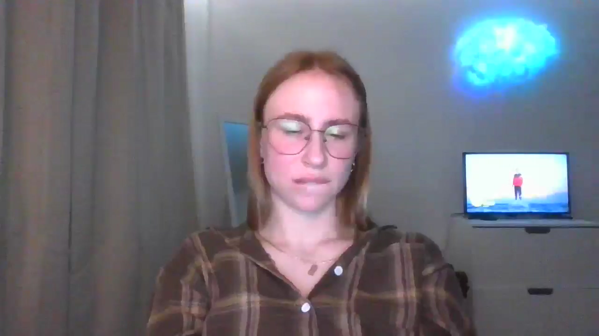 Gallery image thumbnail from Marmelade's myfreecams stream on, 04/22/2025, 22:31 image 5 of 20