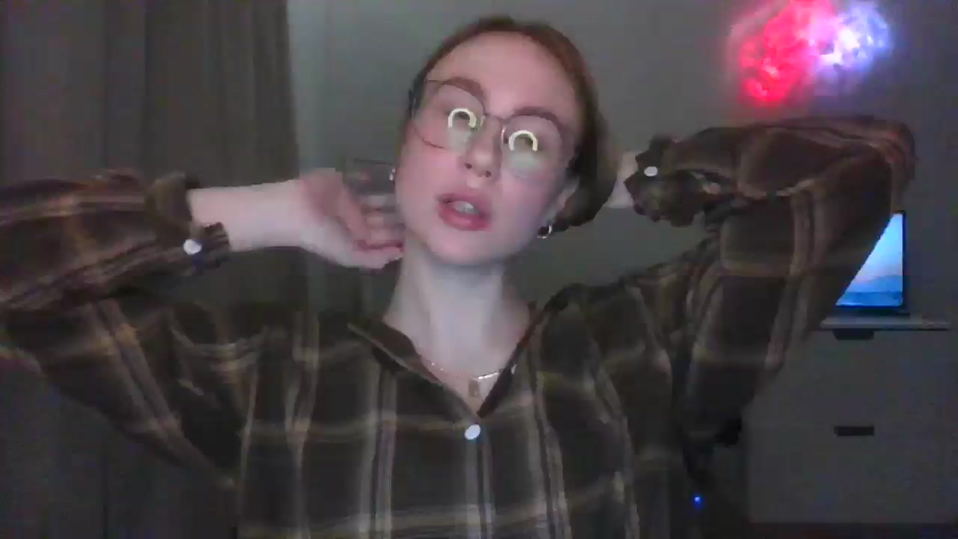 Gallery image thumbnail from Marmelade's myfreecams stream on, 04/22/2025, 22:31 image 4 of 20