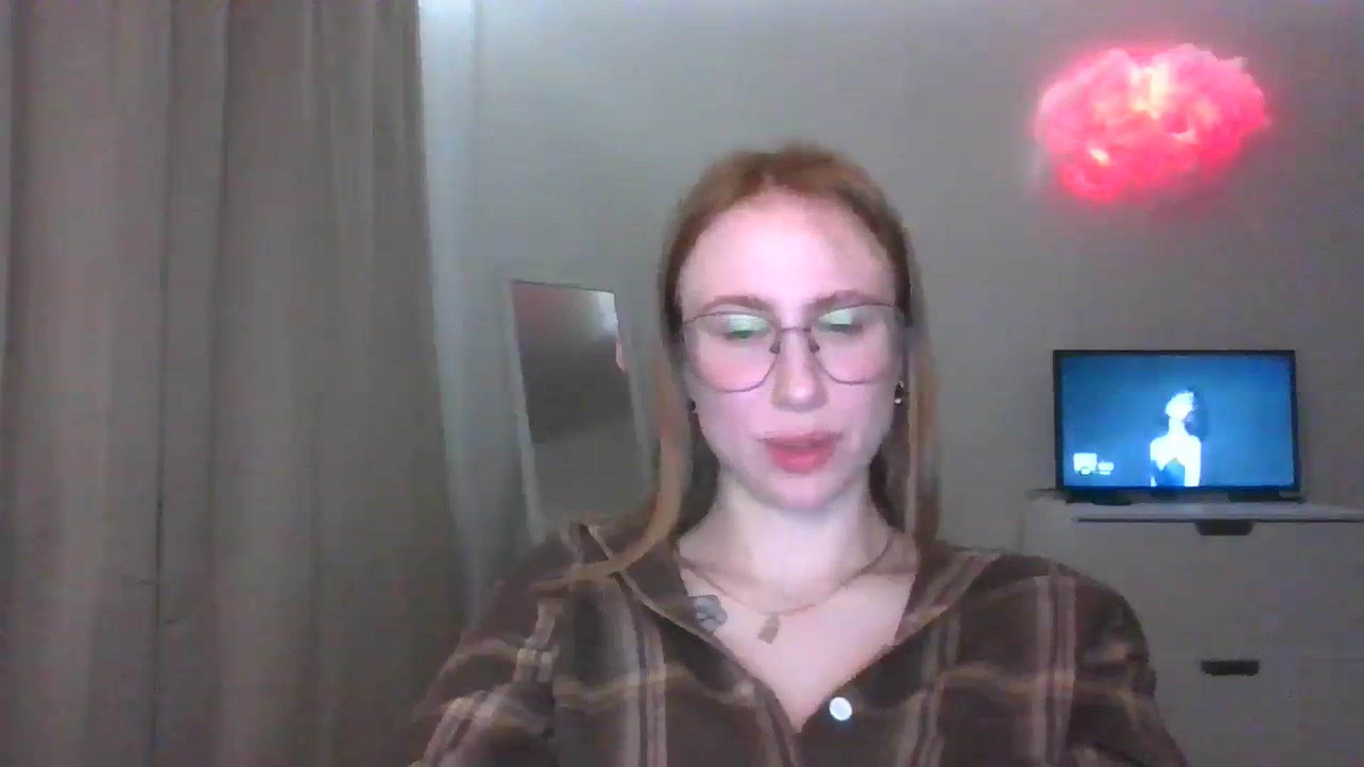 Gallery image thumbnail from Marmelade's myfreecams stream on, 04/22/2025, 22:31 image 11 of 20