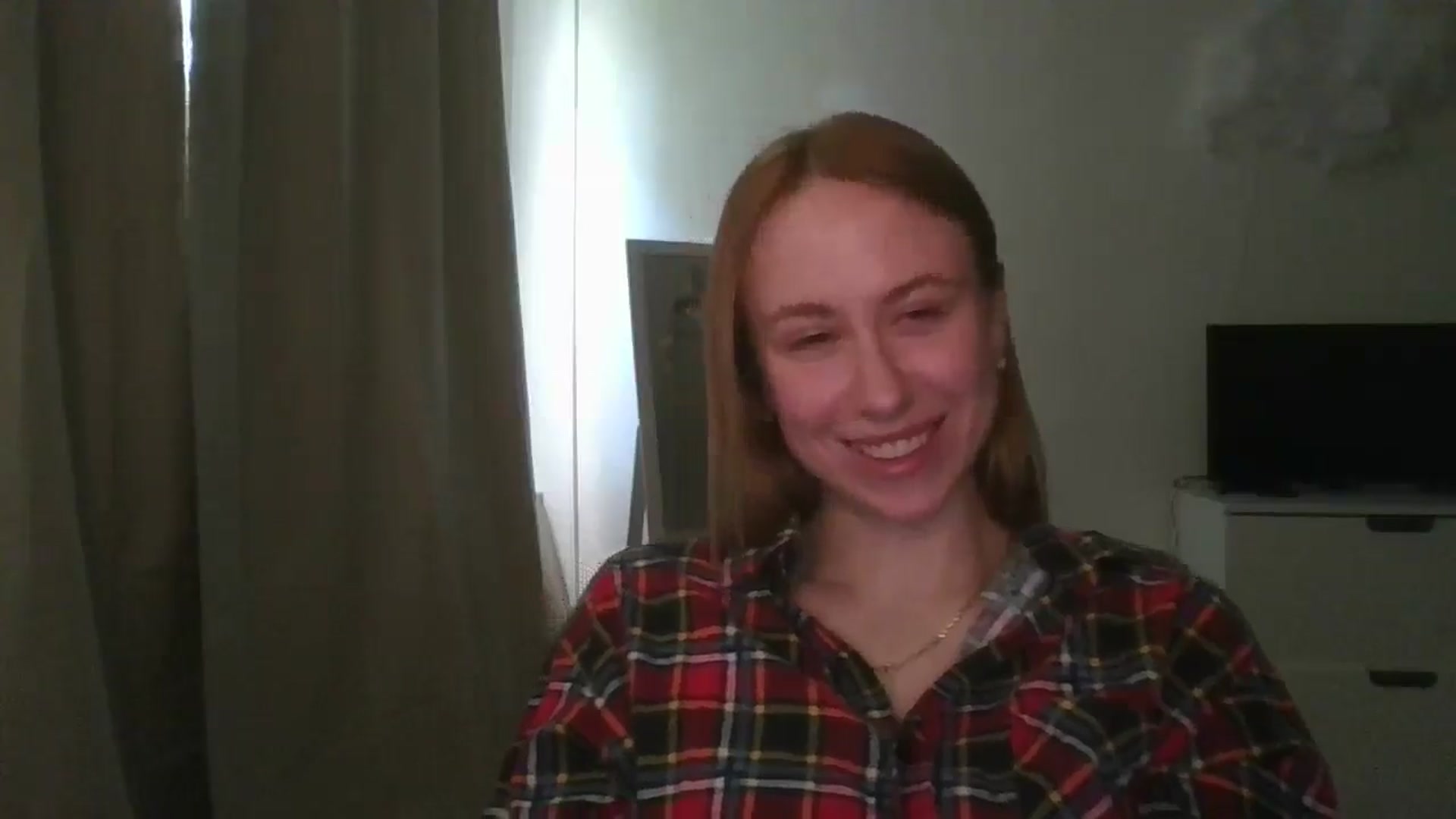 Gallery image thumbnail from Marmelade's myfreecams stream on, 05/01/2025, 14:40 image 14 of 20