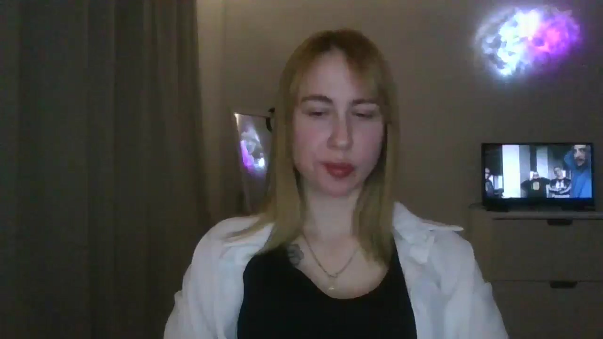 Gallery image thumbnail from Marmelade's myfreecams stream on, 05/13/2025, 22:07 image 8 of 20