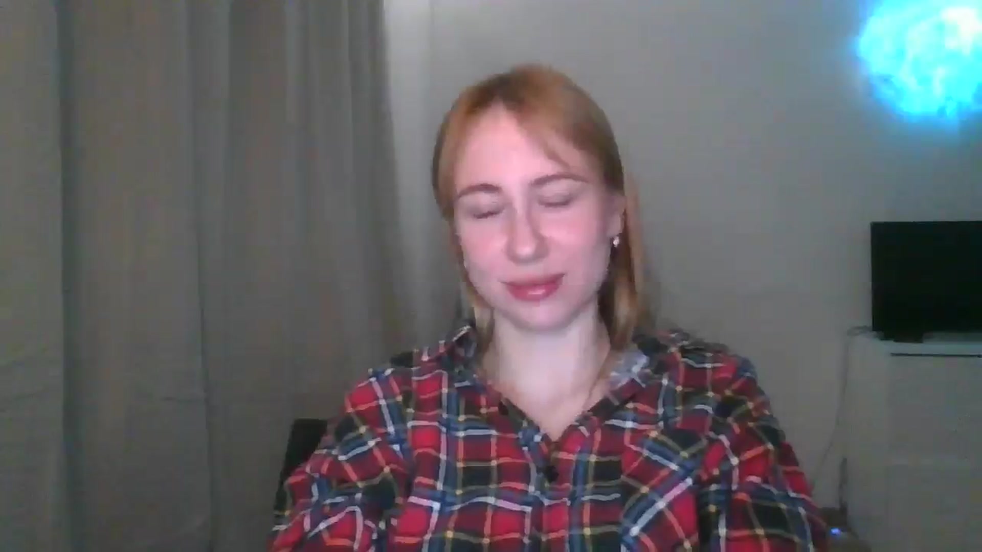 Gallery image thumbnail from Marmelade's myfreecams stream on, 05/18/2025, 21:58 image 19 of 20