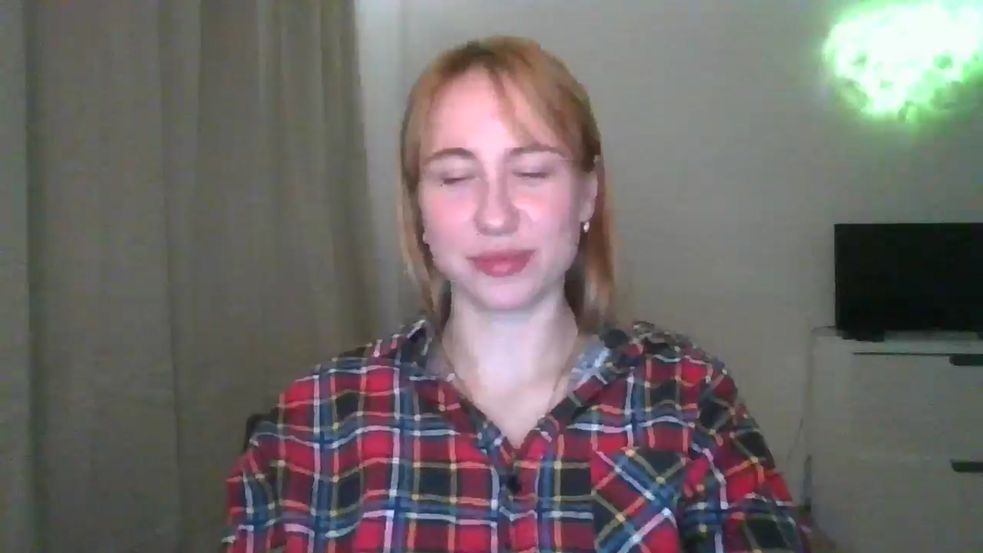Gallery image thumbnail from Marmelade's myfreecams stream on, 05/18/2025, 21:58 image 13 of 20