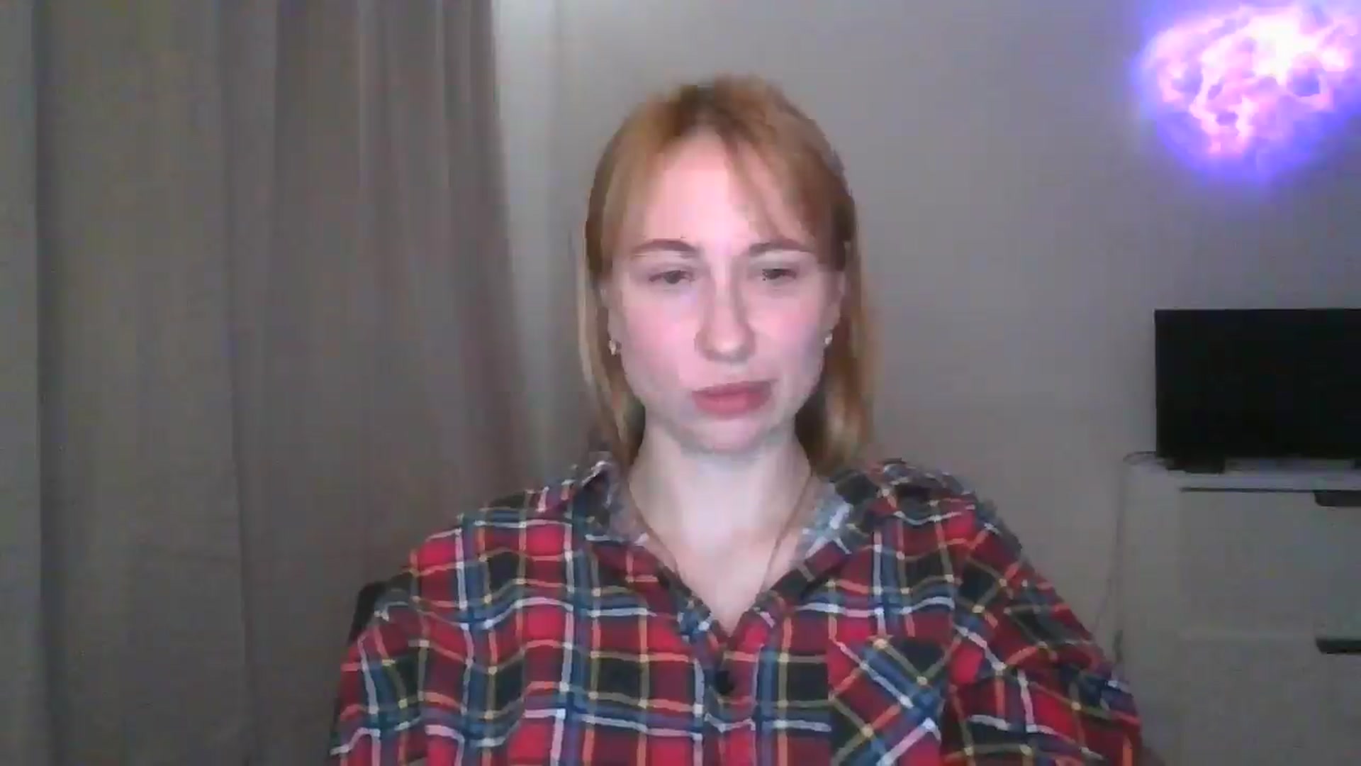 Gallery image thumbnail from Marmelade's myfreecams stream on, 05/18/2025, 21:58 image 11 of 20