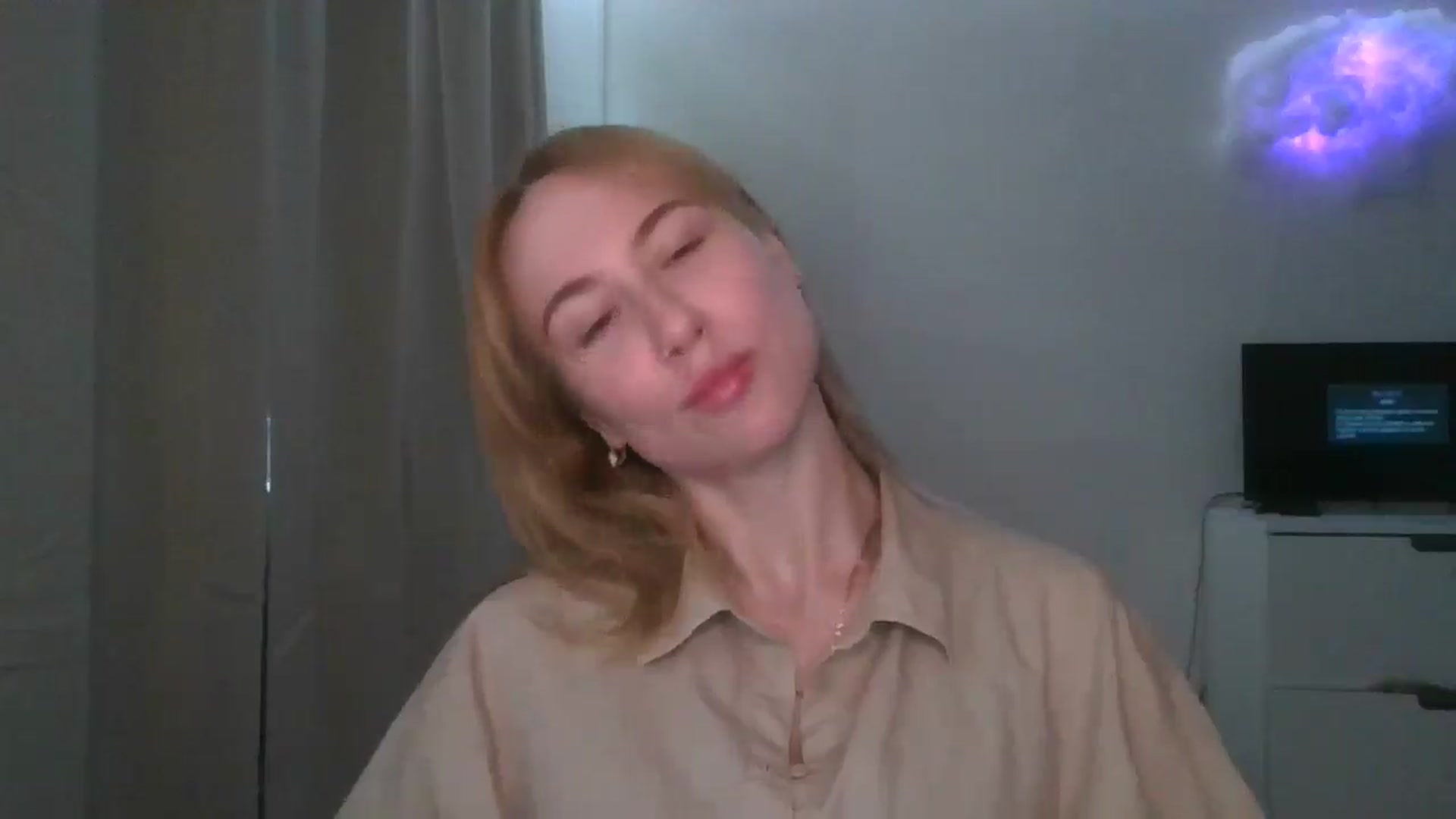 Gallery image thumbnail from Marmelade's myfreecams stream on, 06/03/2025, 17:36 image 2 of 20