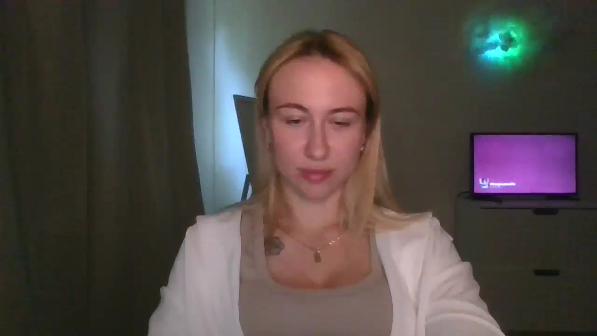 Gallery image thumbnail from Marmelade's myfreecams stream on, 06/14/2025, 18:00 image 10 of 20