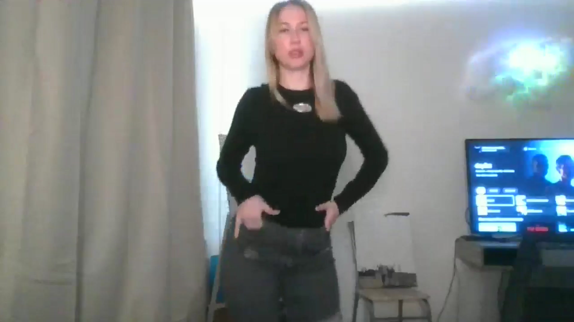 Gallery image thumbnail from Marmelade's myfreecams stream on, 10/17/2025, 10:17 image 4 of 20