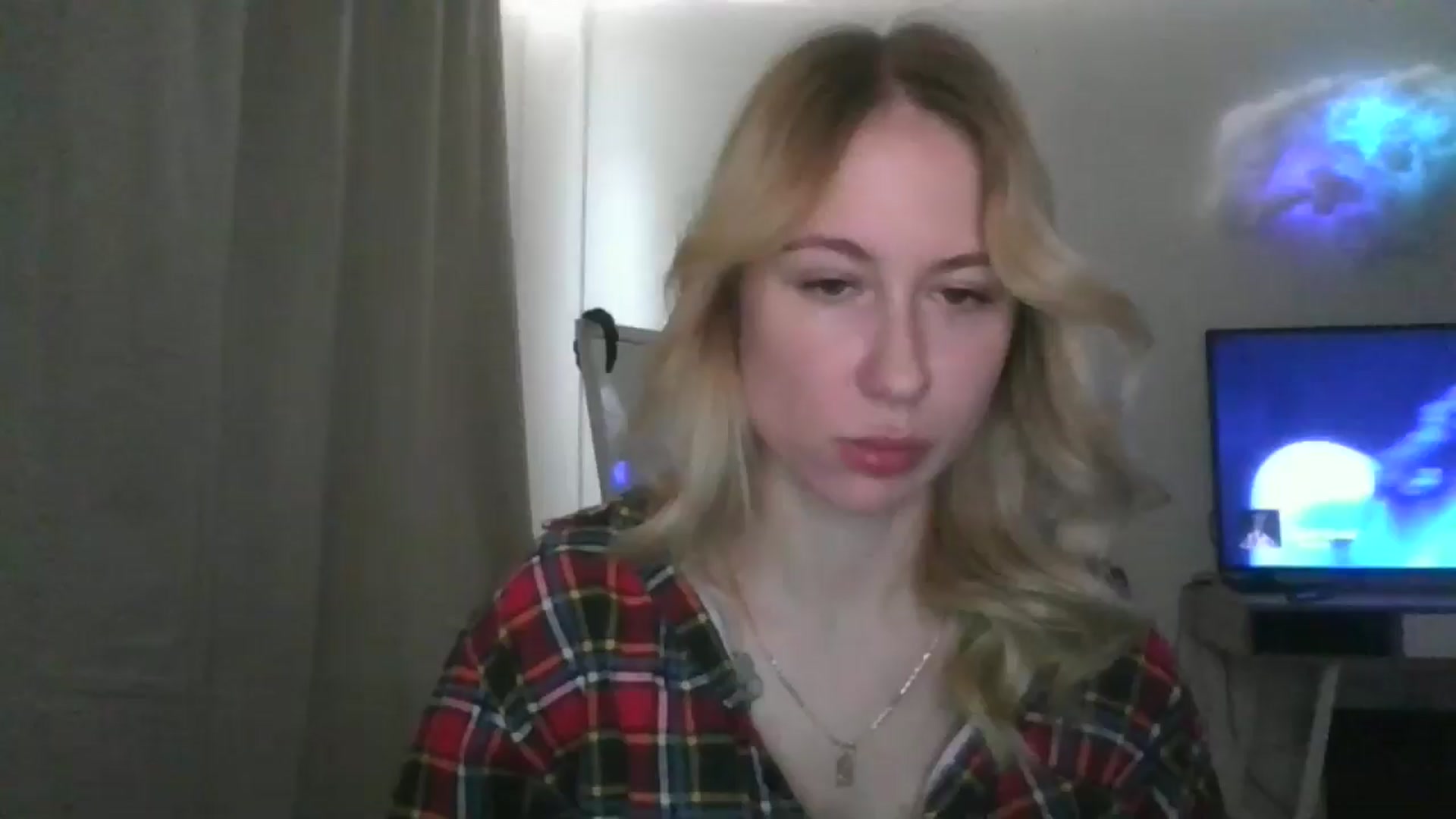 Gallery image thumbnail from Marmelade's myfreecams stream on, 10/20/2025, 08:45 image 1 of 20