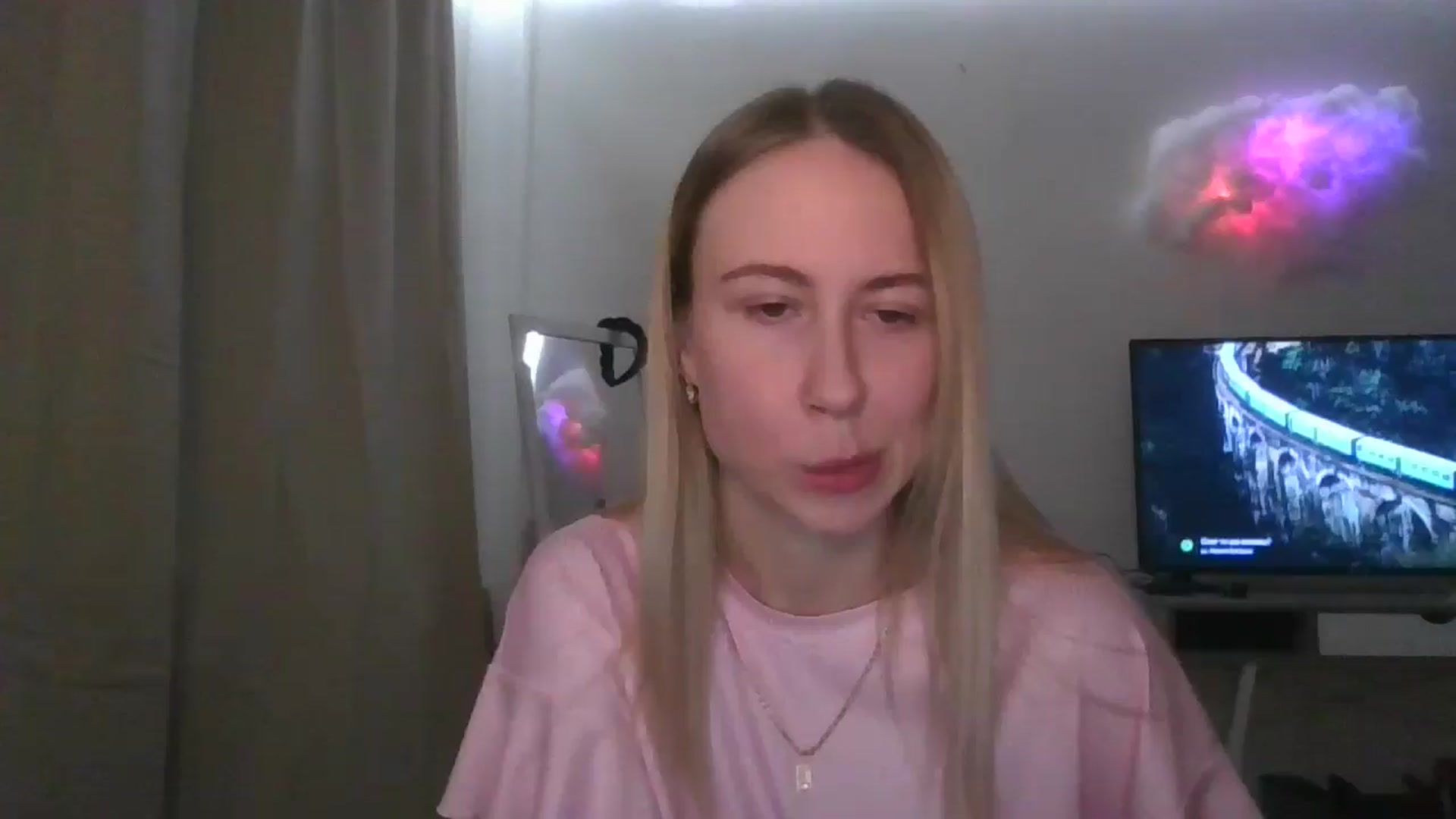 Gallery image thumbnail from Marmelade's myfreecams stream on, 11/24/2025, 14:11 image 9 of 20