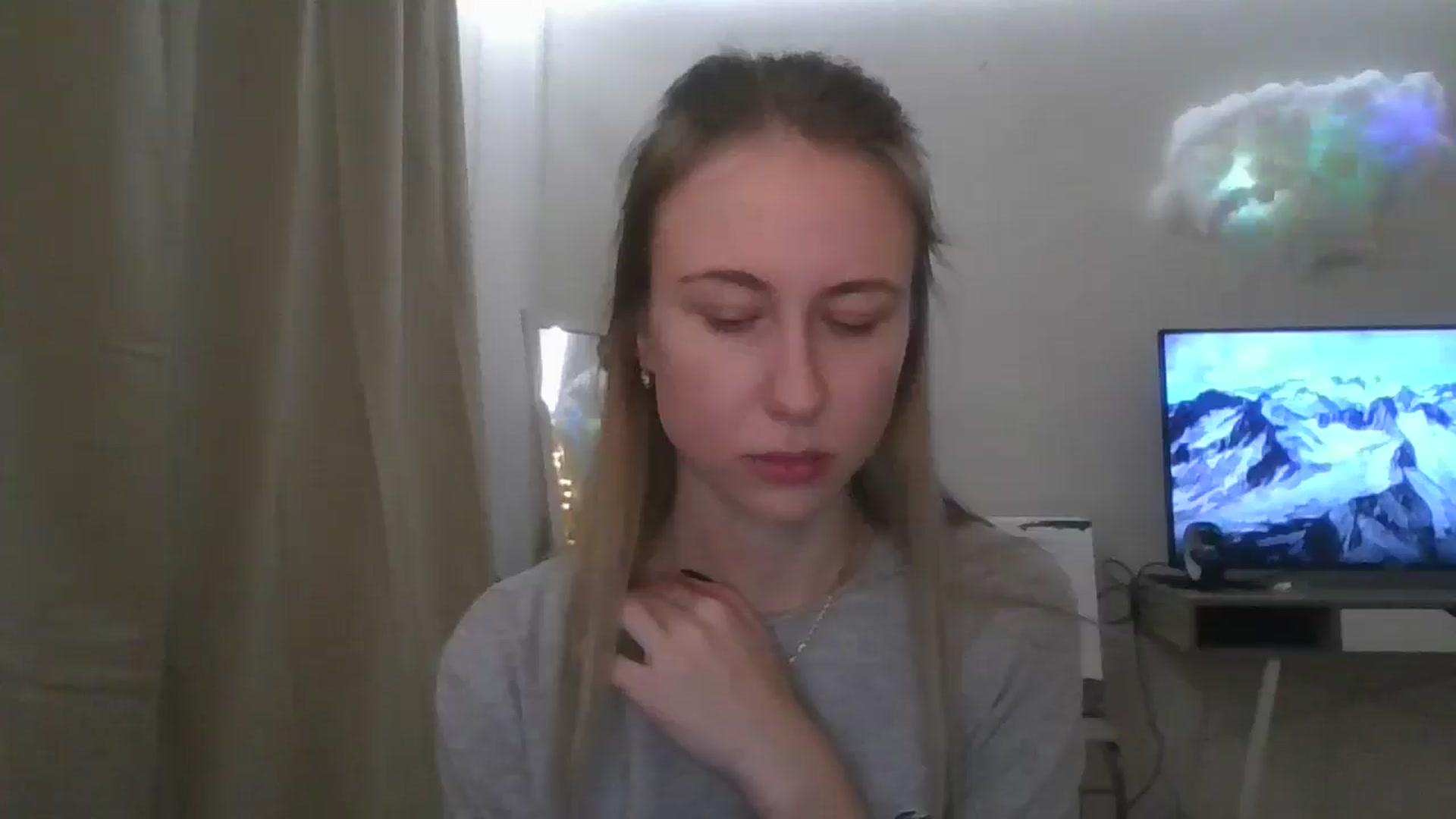 Gallery image thumbnail from Marmelade's myfreecams stream on, 12/08/2025, 22:36 image 16 of 20