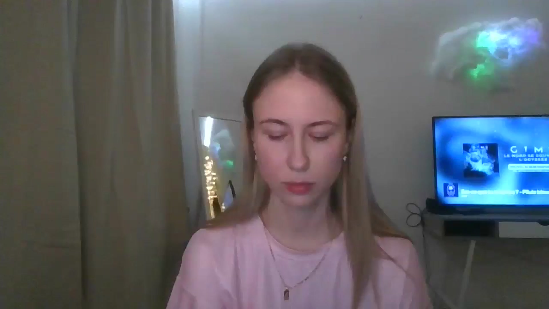 Gallery image thumbnail from Marmelade's myfreecams stream on, 12/17/2025, 22:27 image 3 of 20