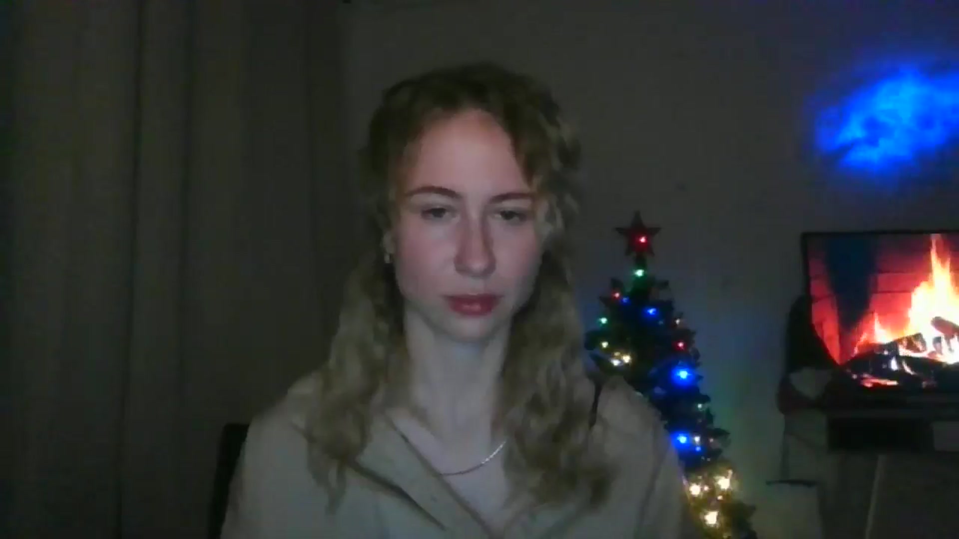 Gallery image thumbnail from Marmelade's myfreecams stream on, 12/23/2025, 23:27 image 11 of 20