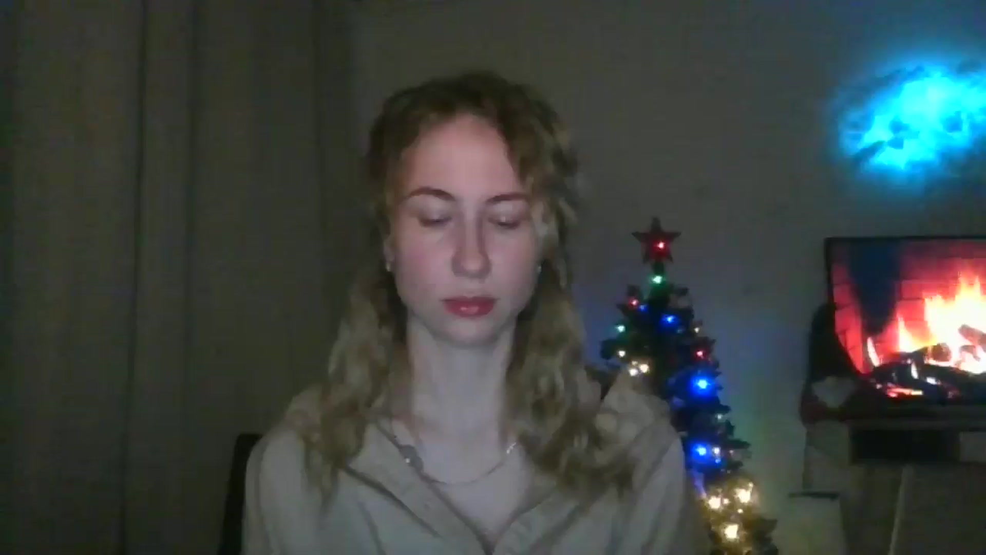 Gallery image thumbnail from Marmelade's myfreecams stream on, 12/23/2025, 23:27 image 7 of 20