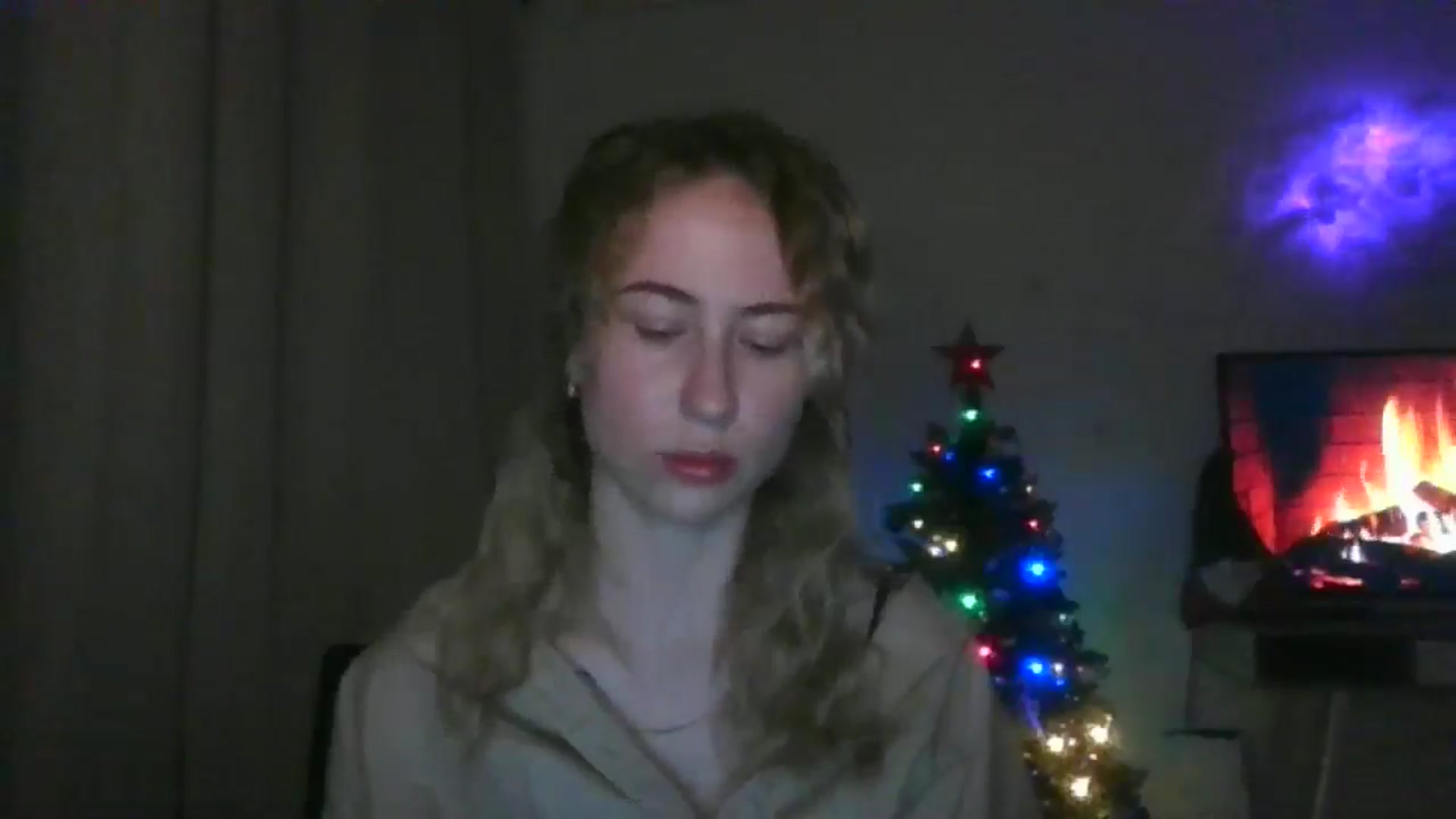 Gallery image thumbnail from Marmelade's myfreecams stream on, 12/23/2025, 23:27 image 16 of 20