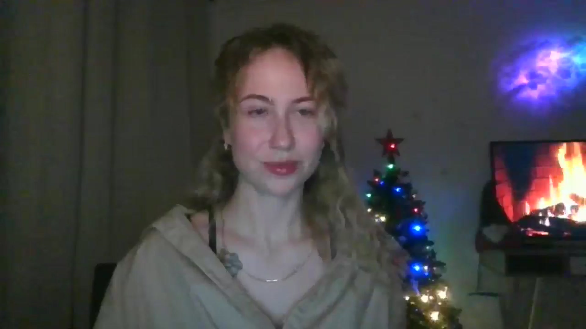 Gallery image thumbnail from Marmelade's myfreecams stream on, 12/23/2025, 23:27 image 2 of 20