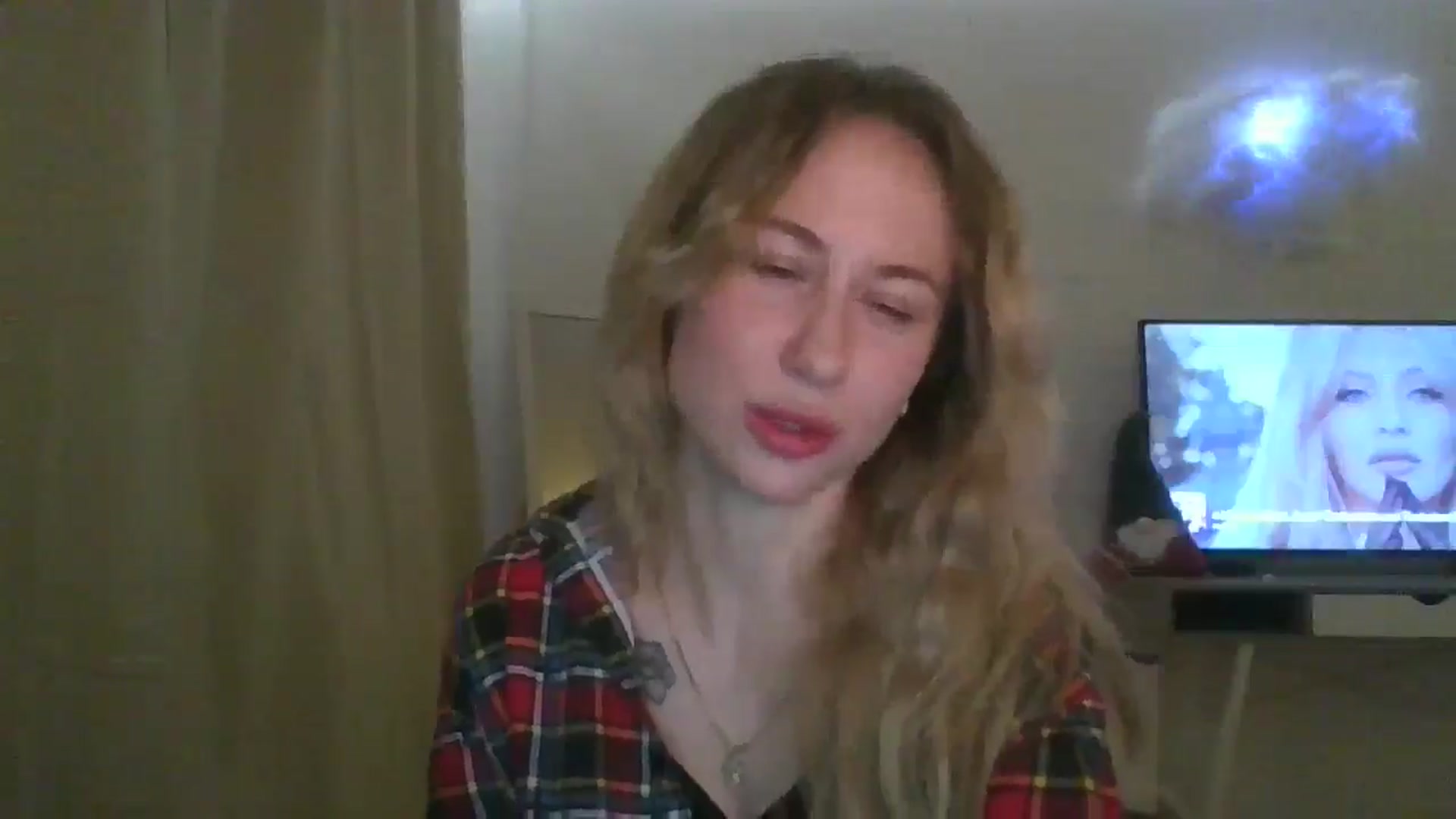 Gallery image thumbnail from Marmelade's myfreecams stream on, 12/27/2025, 21:55 image 11 of 20
