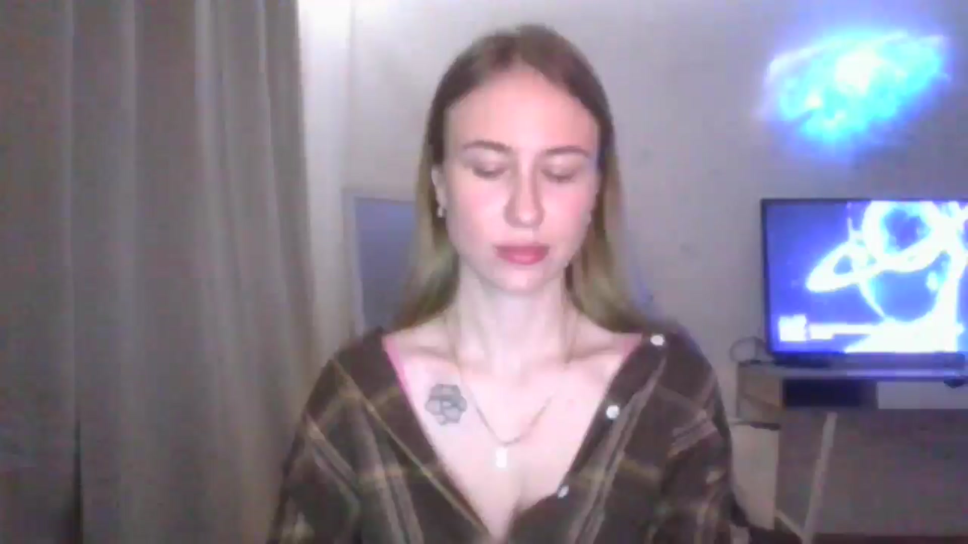 Gallery image thumbnail from Marmelade's myfreecams stream on, 01/16/2026, 23:37 image 12 of 20