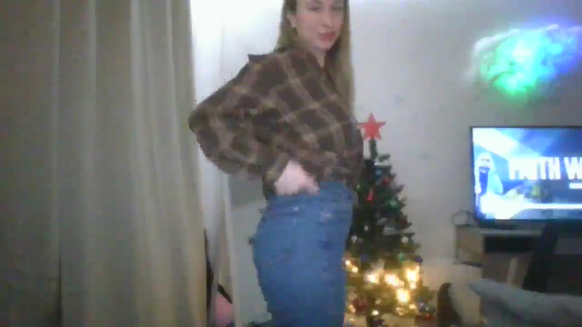 Gallery image thumbnail from Marmelade's myfreecams stream on, 01/16/2026, 23:37 image 18 of 20