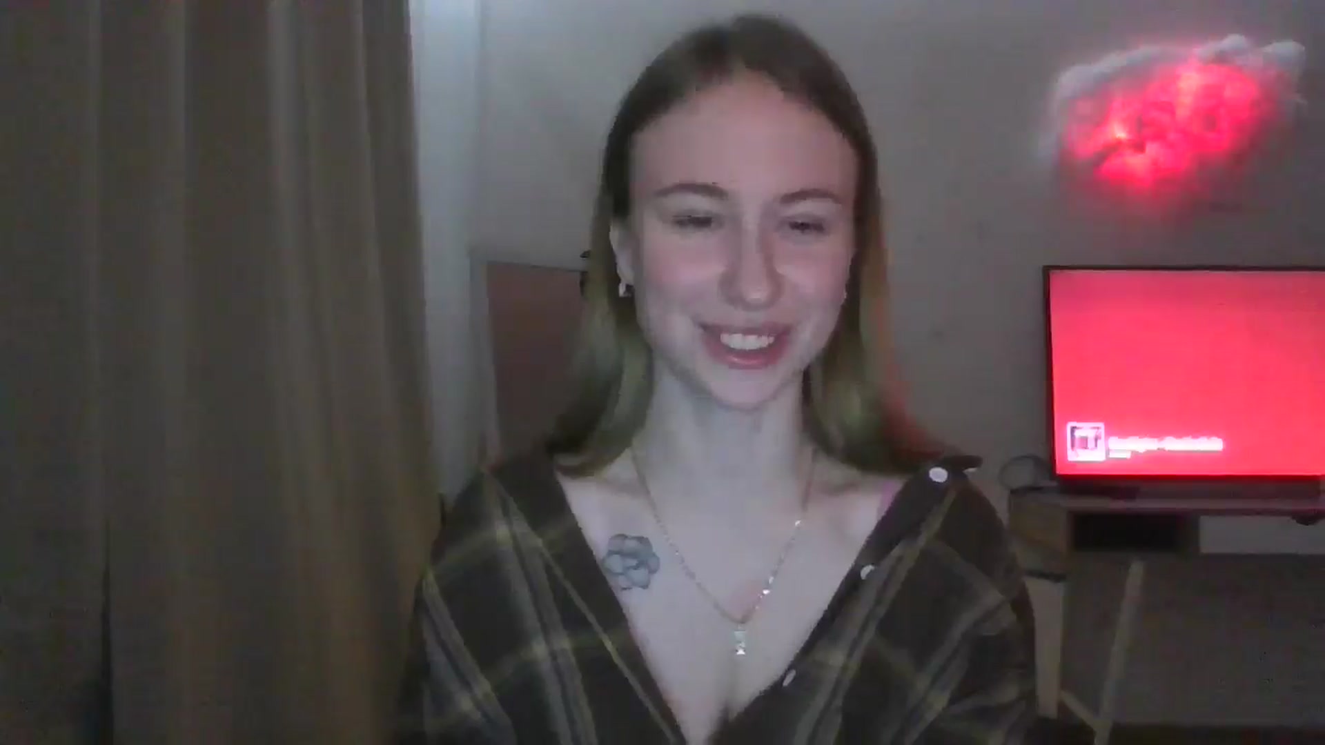 Gallery image thumbnail from Marmelade's myfreecams stream on, 01/16/2026, 23:37 image 3 of 20