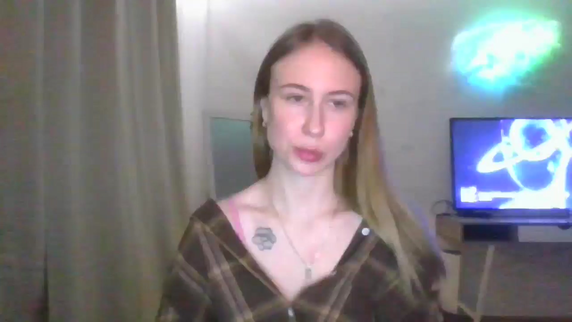 Gallery image thumbnail from Marmelade's myfreecams stream on, 01/16/2026, 23:37 image 15 of 20