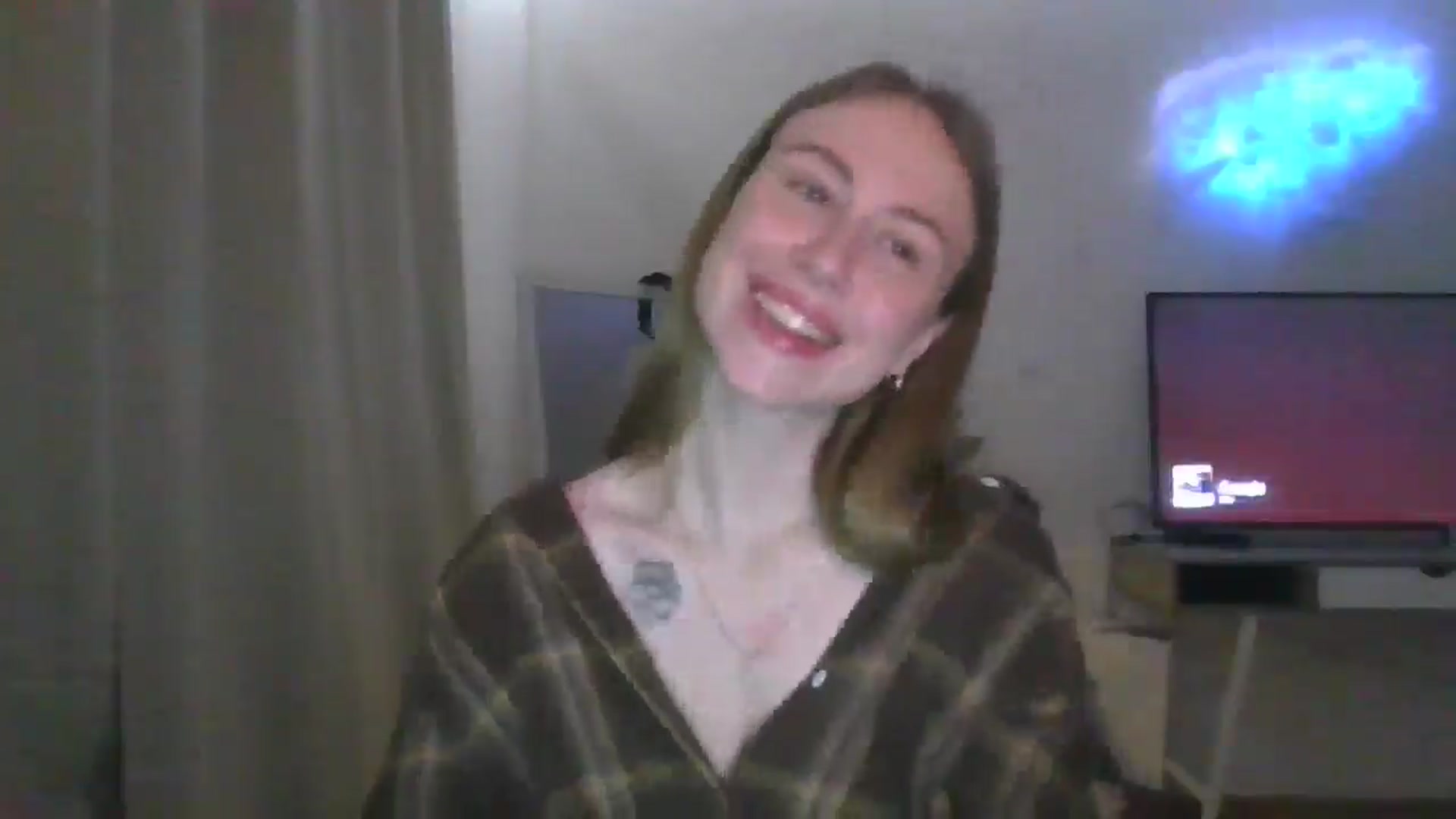 Gallery image thumbnail from Marmelade's myfreecams stream on, 01/16/2026, 23:37 image 8 of 20