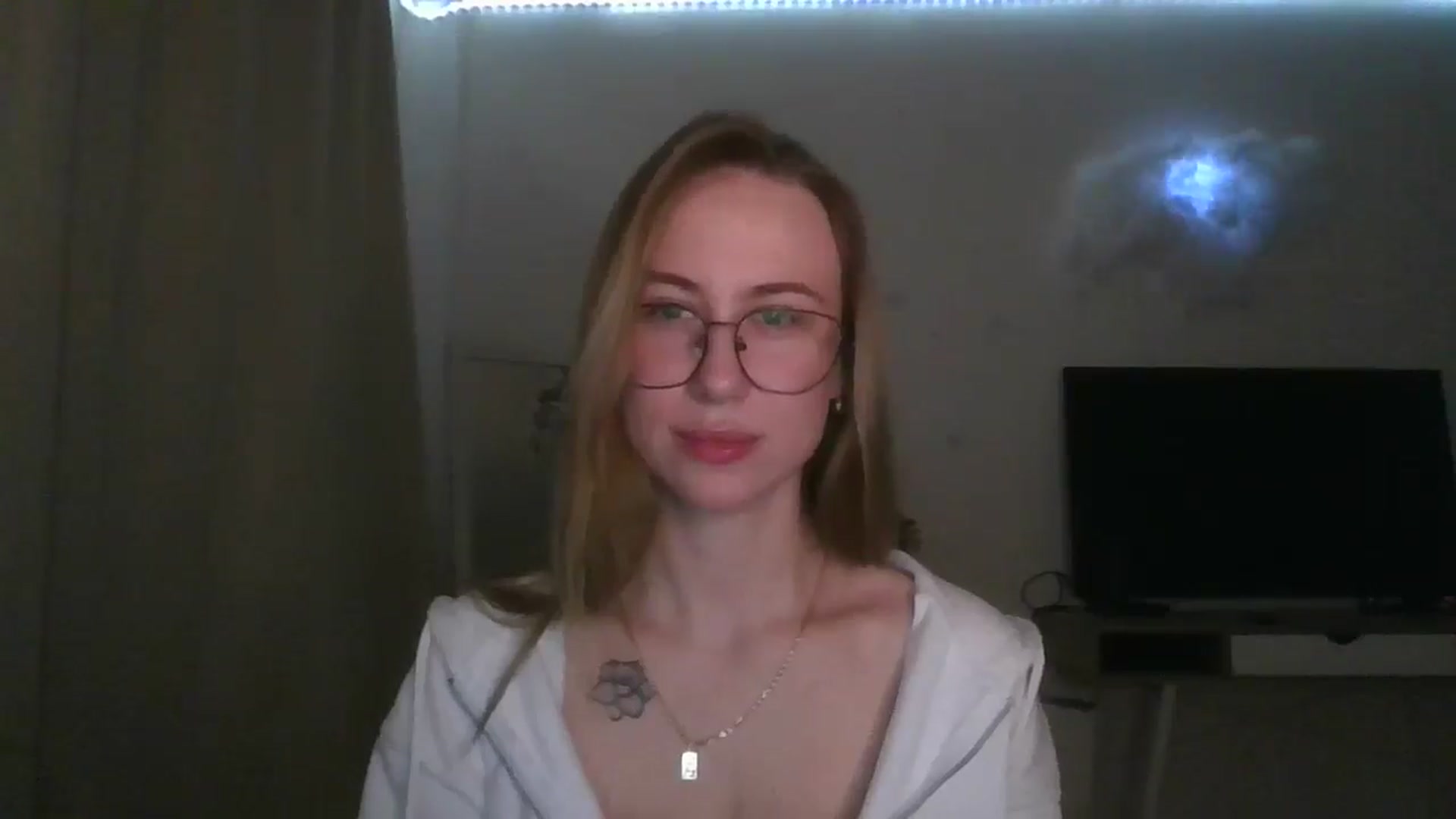 Gallery image thumbnail from Marmelade's myfreecams stream on, 01/26/2026, 22:28 image 5 of 20