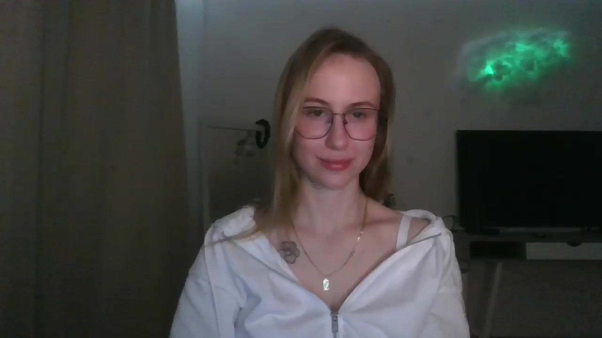 Gallery image thumbnail from Marmelade's myfreecams stream on, 01/26/2026, 23:23 image 3 of 20
