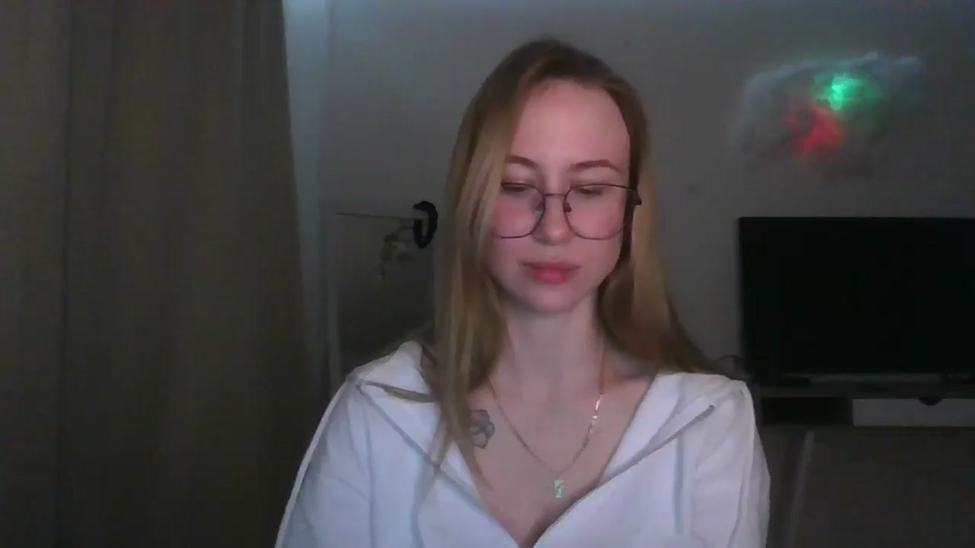 Gallery image thumbnail from Marmelade's myfreecams stream on, 01/26/2026, 23:23 image 10 of 20