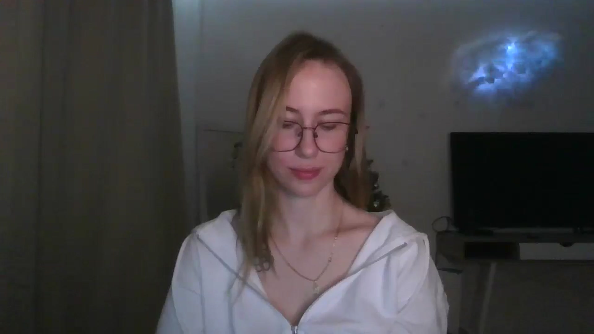 Gallery image thumbnail from Marmelade's myfreecams stream on, 01/26/2026, 23:23 image 8 of 20