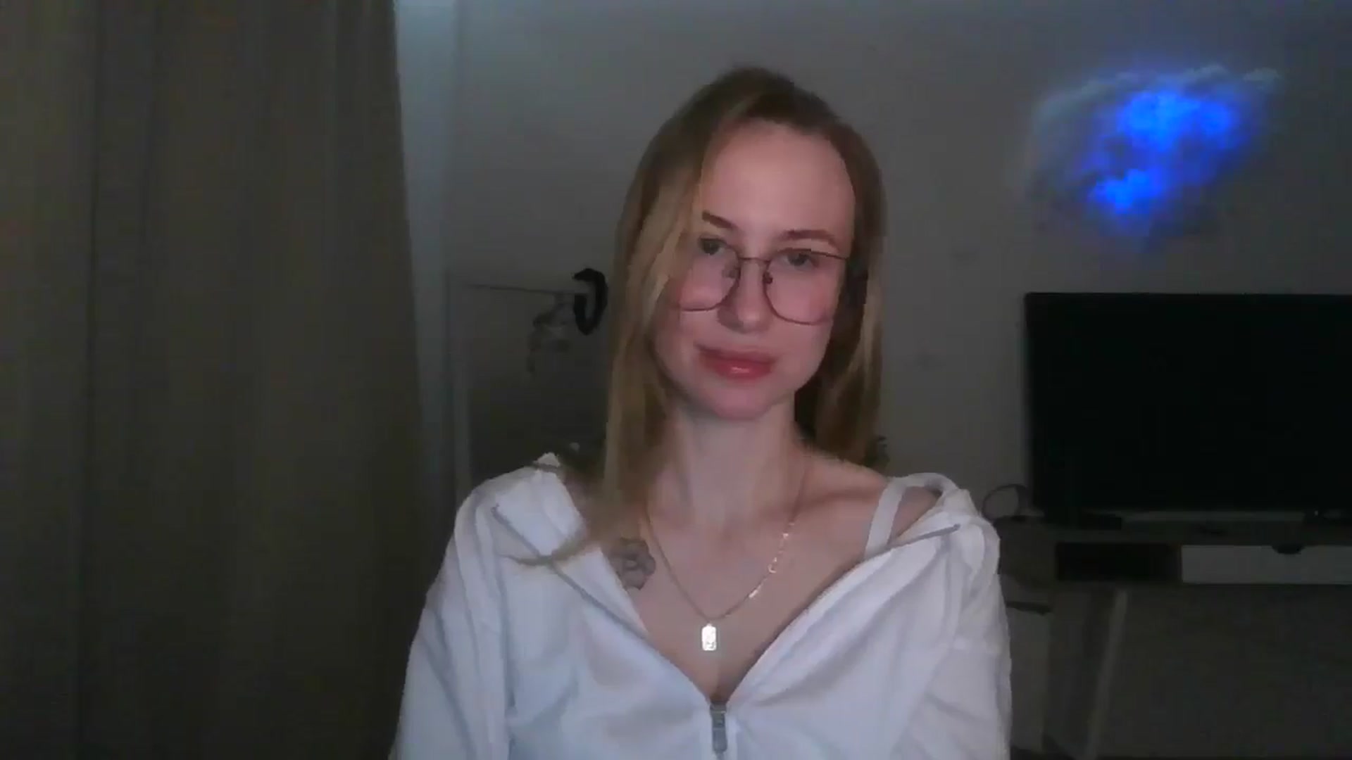 Gallery image thumbnail from Marmelade's myfreecams stream on, 01/26/2026, 23:23 image 4 of 20