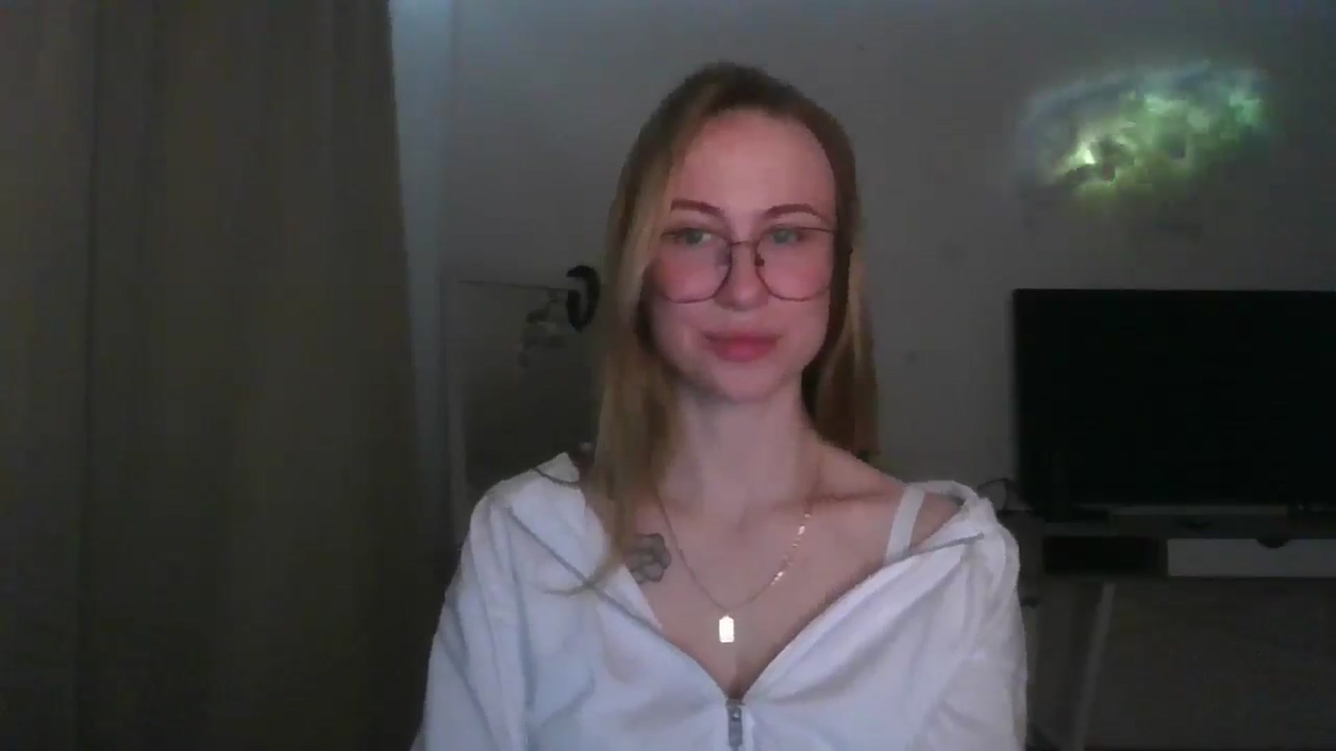 Gallery image thumbnail from Marmelade's myfreecams stream on, 01/26/2026, 23:23 image 5 of 20