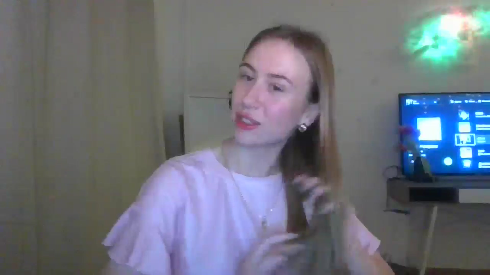 Gallery image thumbnail from Marmelade's myfreecams stream on, 02/02/2026, 24:00 image 17 of 20