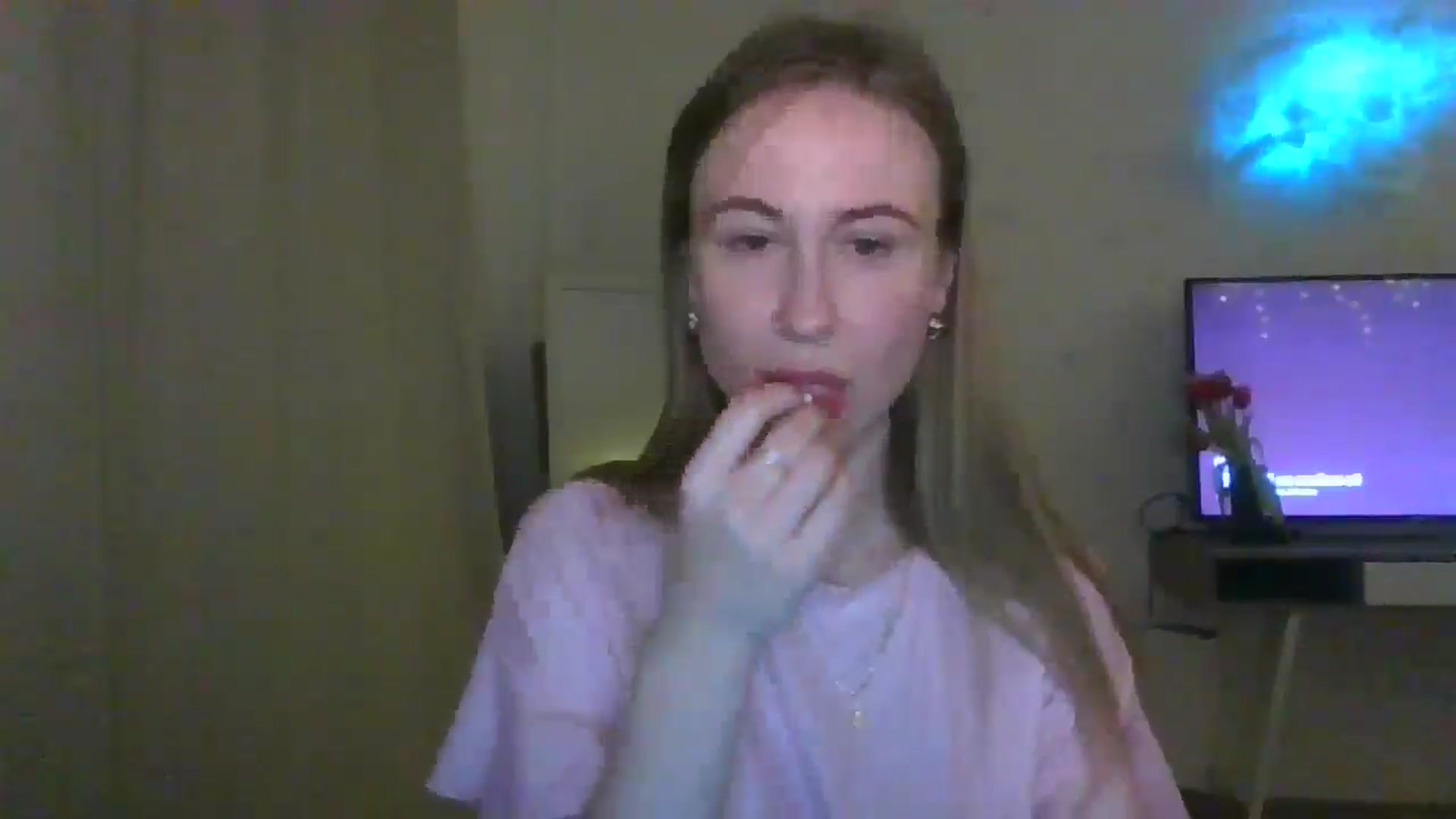 Gallery image thumbnail from Marmelade's myfreecams stream on, 02/02/2026, 24:43 image 7 of 20