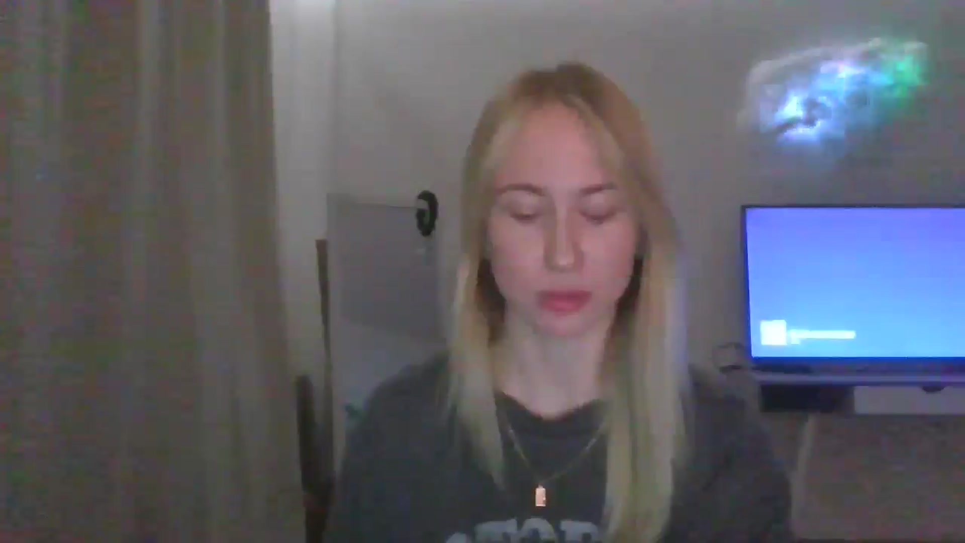 Gallery image thumbnail from Marmelade's myfreecams stream on, 02/13/2026, 24:01 image 18 of 20